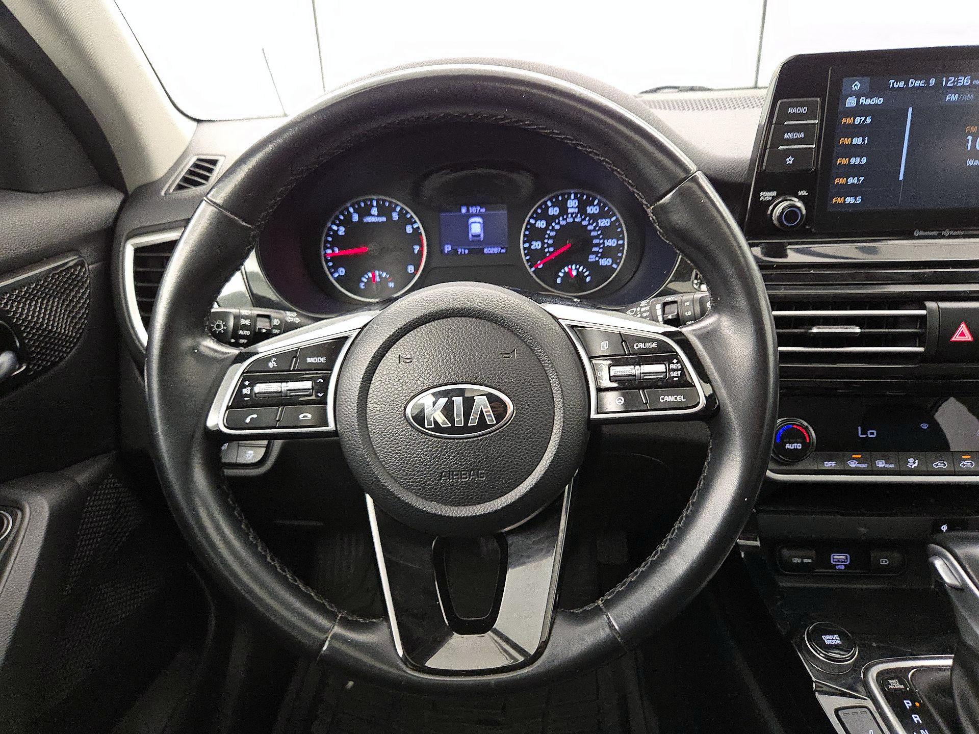 Thumbnail: 2021 Kia Seltos - 10