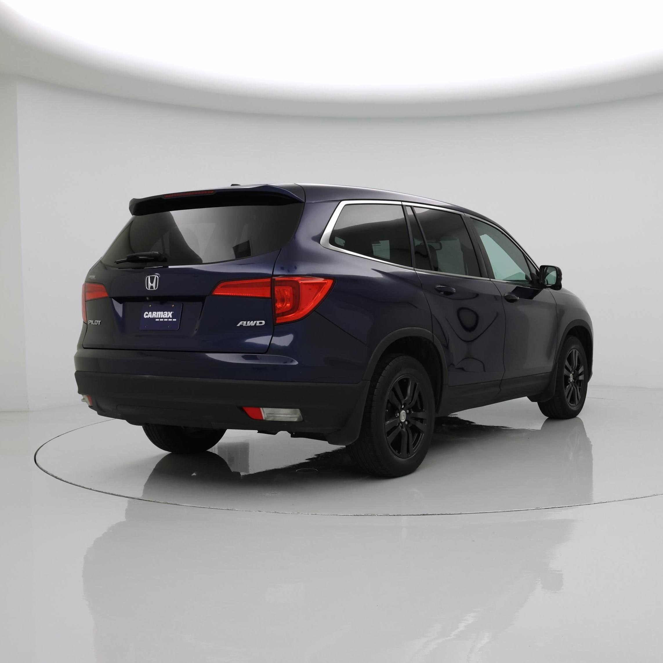 Thumbnail: 2016 Honda Pilot - 8