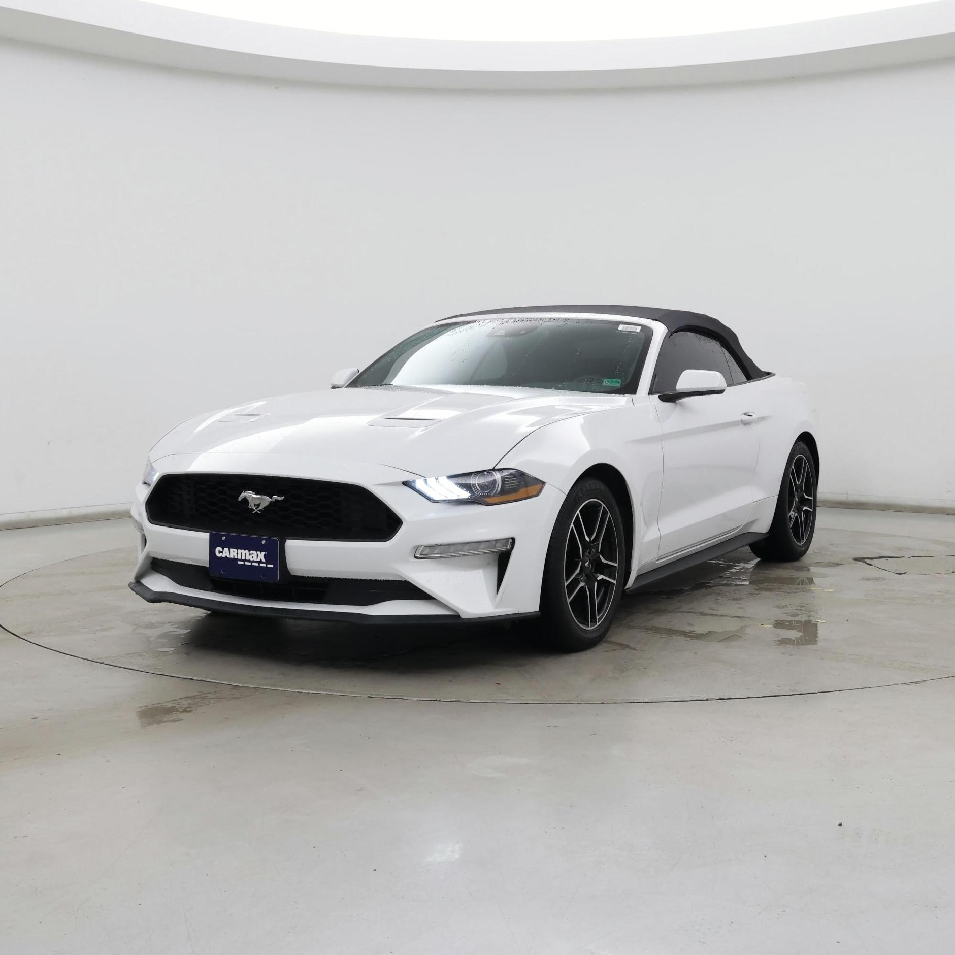 Thumbnail: 2022 Ford Mustang - 4