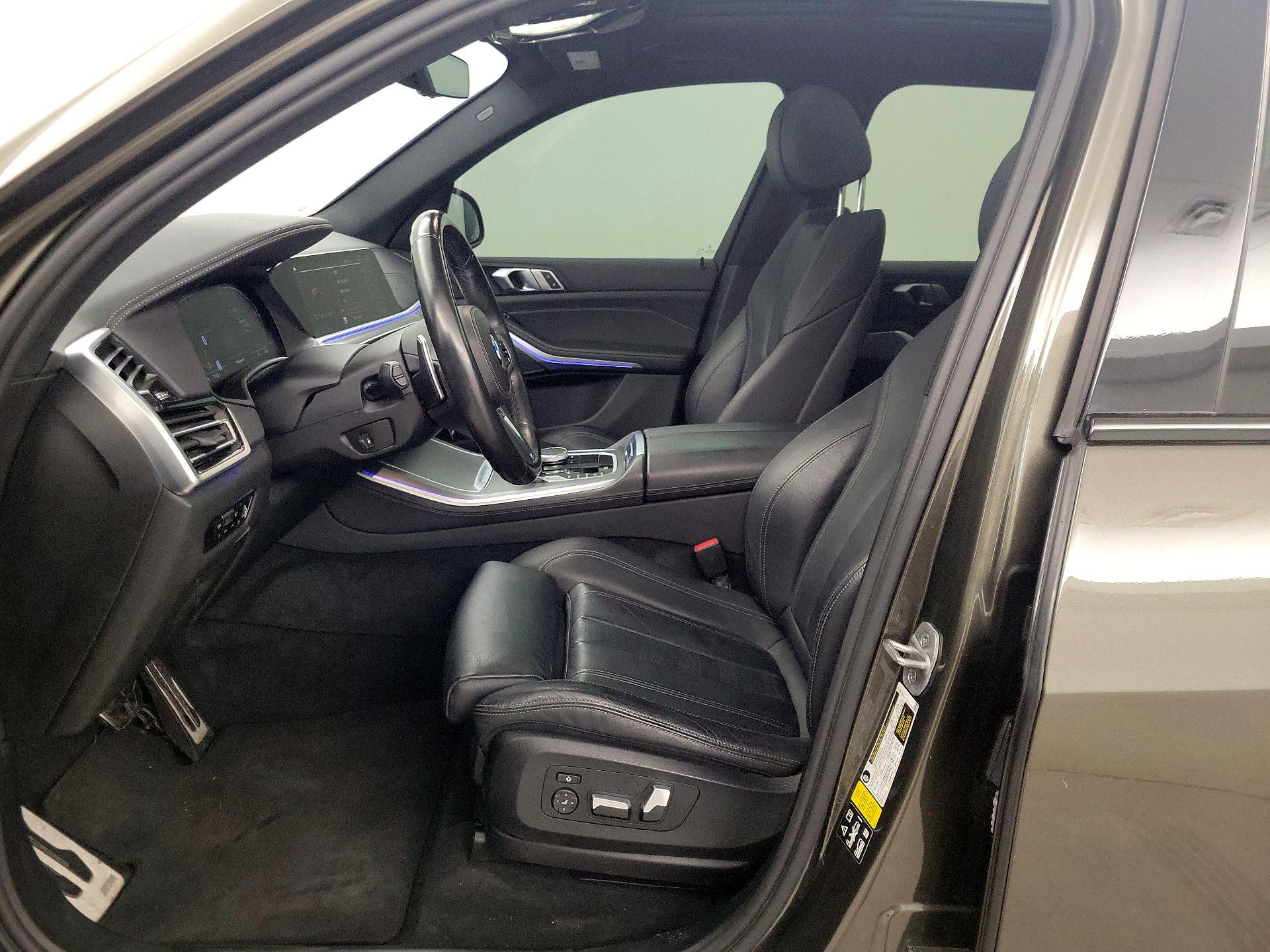 Thumbnail: 2022 BMW X5 - 11