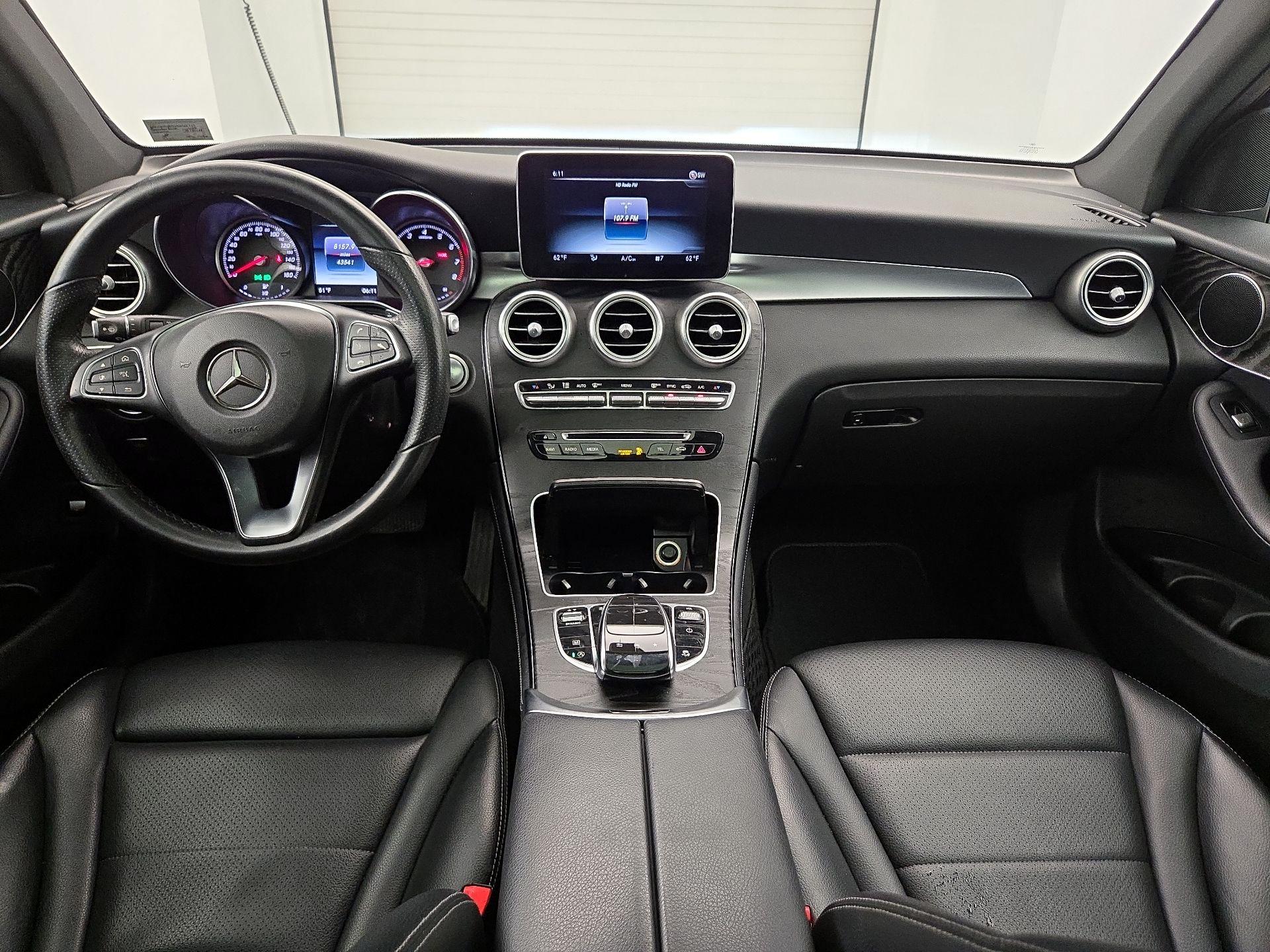 Thumbnail: 2018 Mercedes-Benz GLC - 9