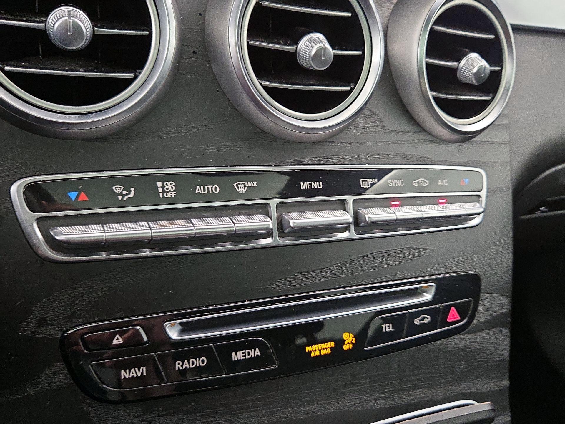 Thumbnail: 2018 Mercedes-Benz GLC - 17