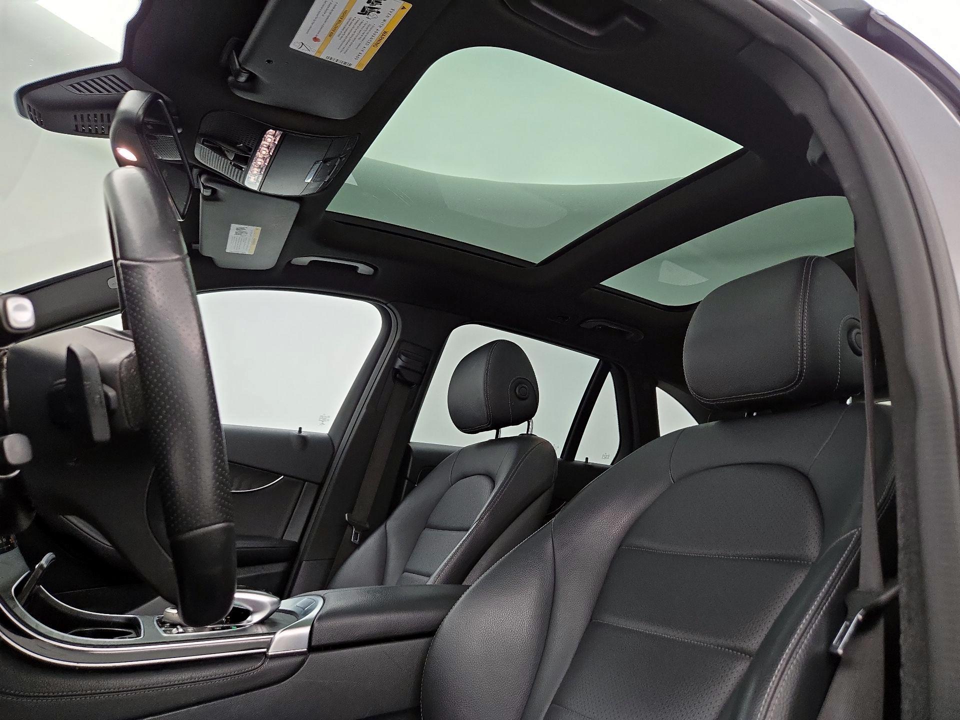 Thumbnail: 2018 Mercedes-Benz GLC - 20