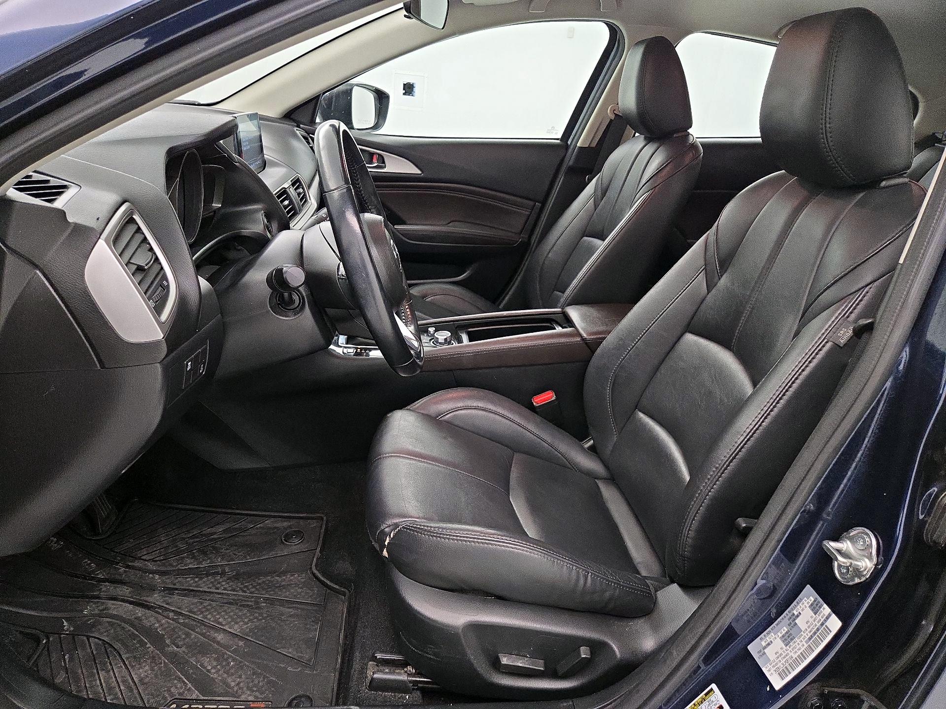 Thumbnail: 2018 Mazda Mazda3 - 11