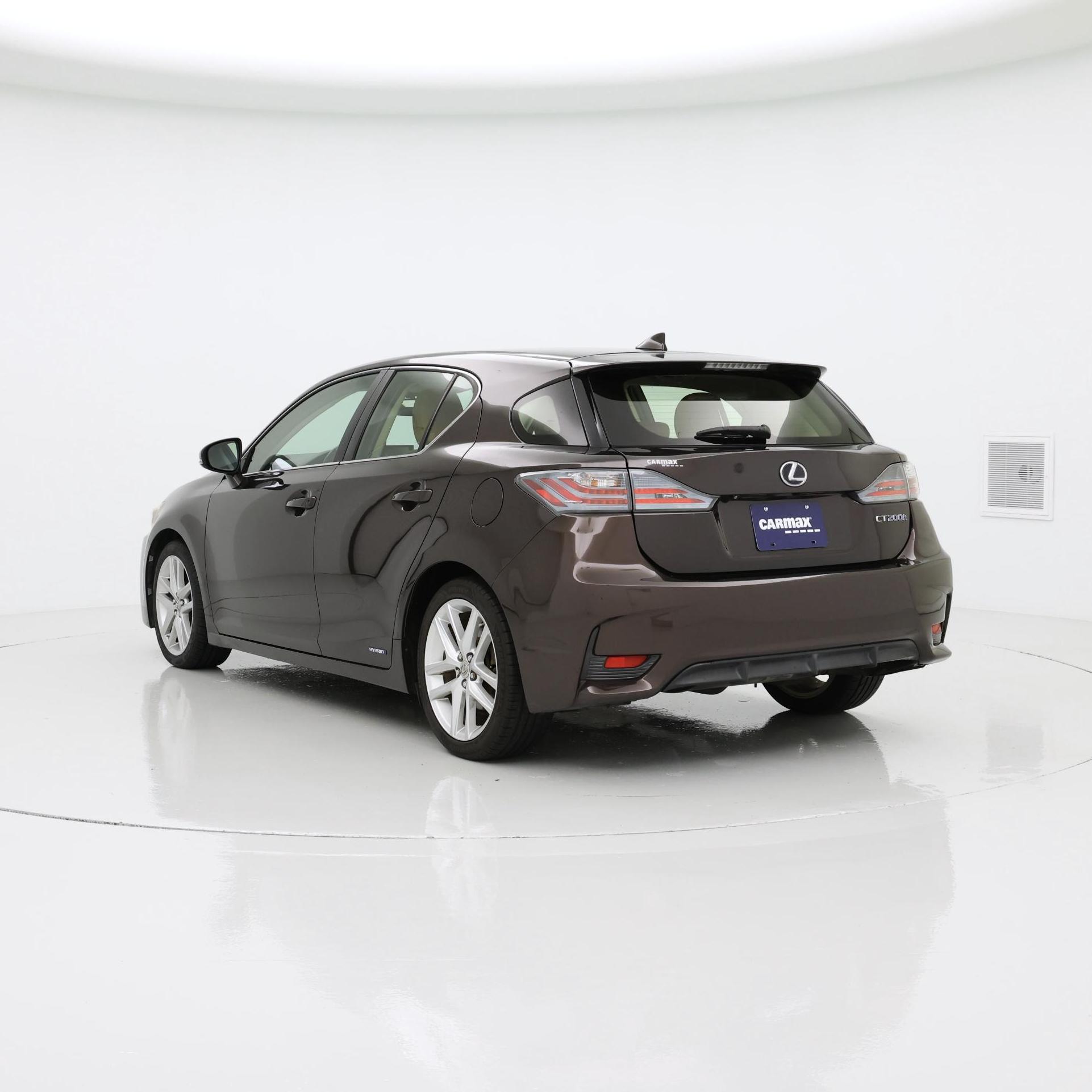 Thumbnail: 2015 Lexus CT - 2