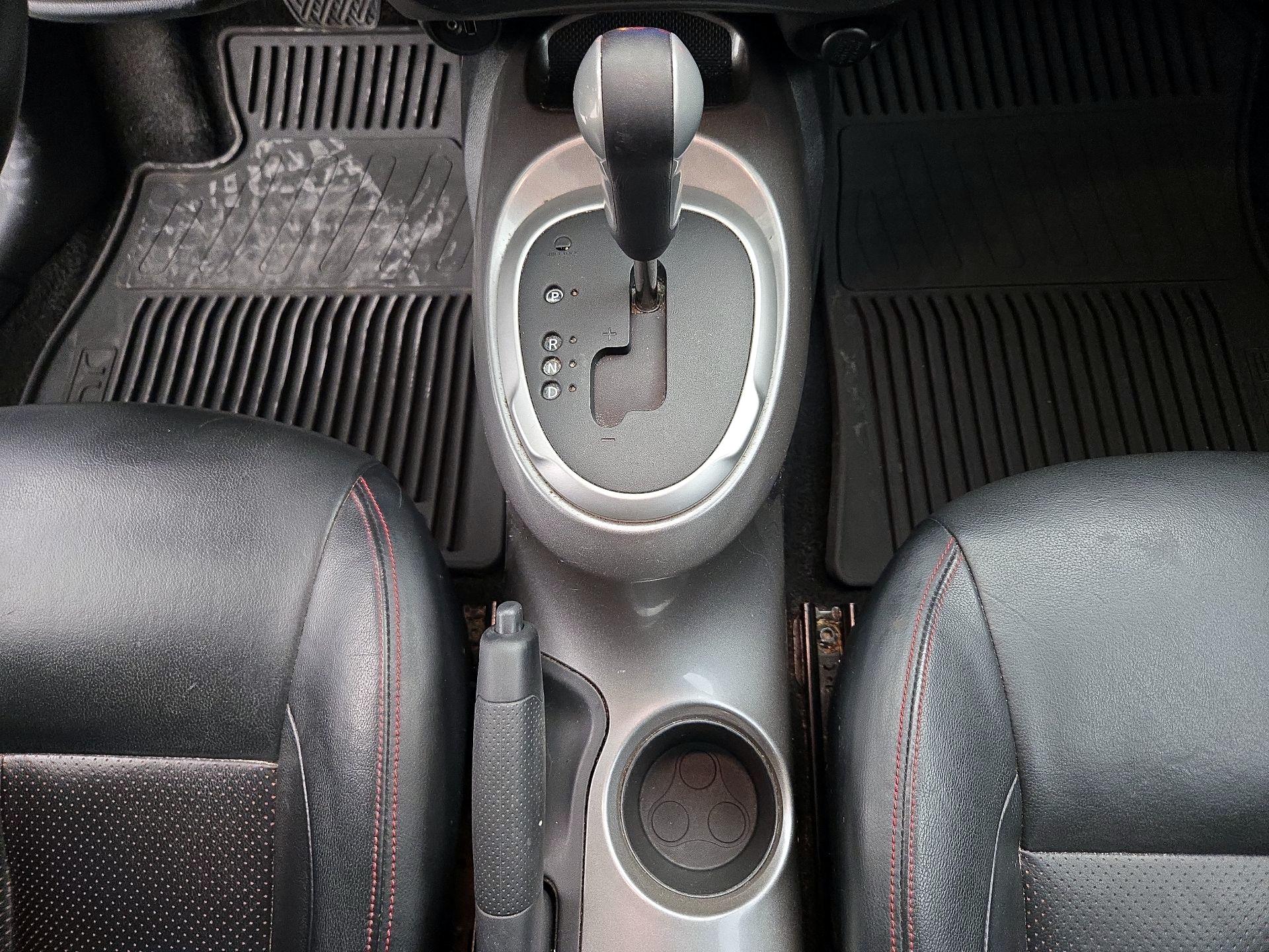 Thumbnail: 2015 Nissan Juke - 18