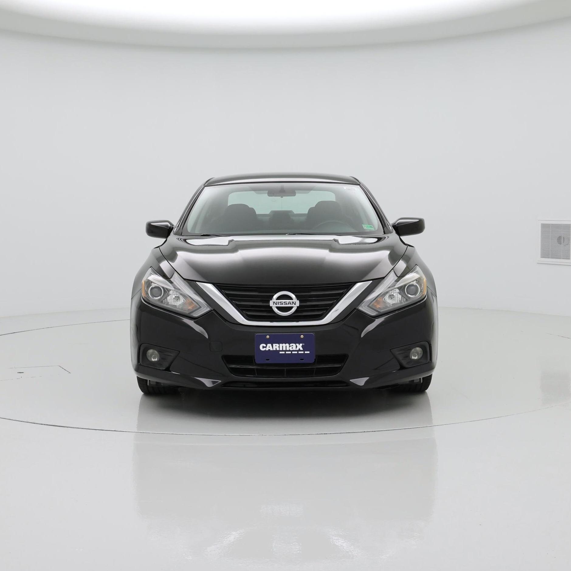Thumbnail: 2018 Nissan Altima - 5