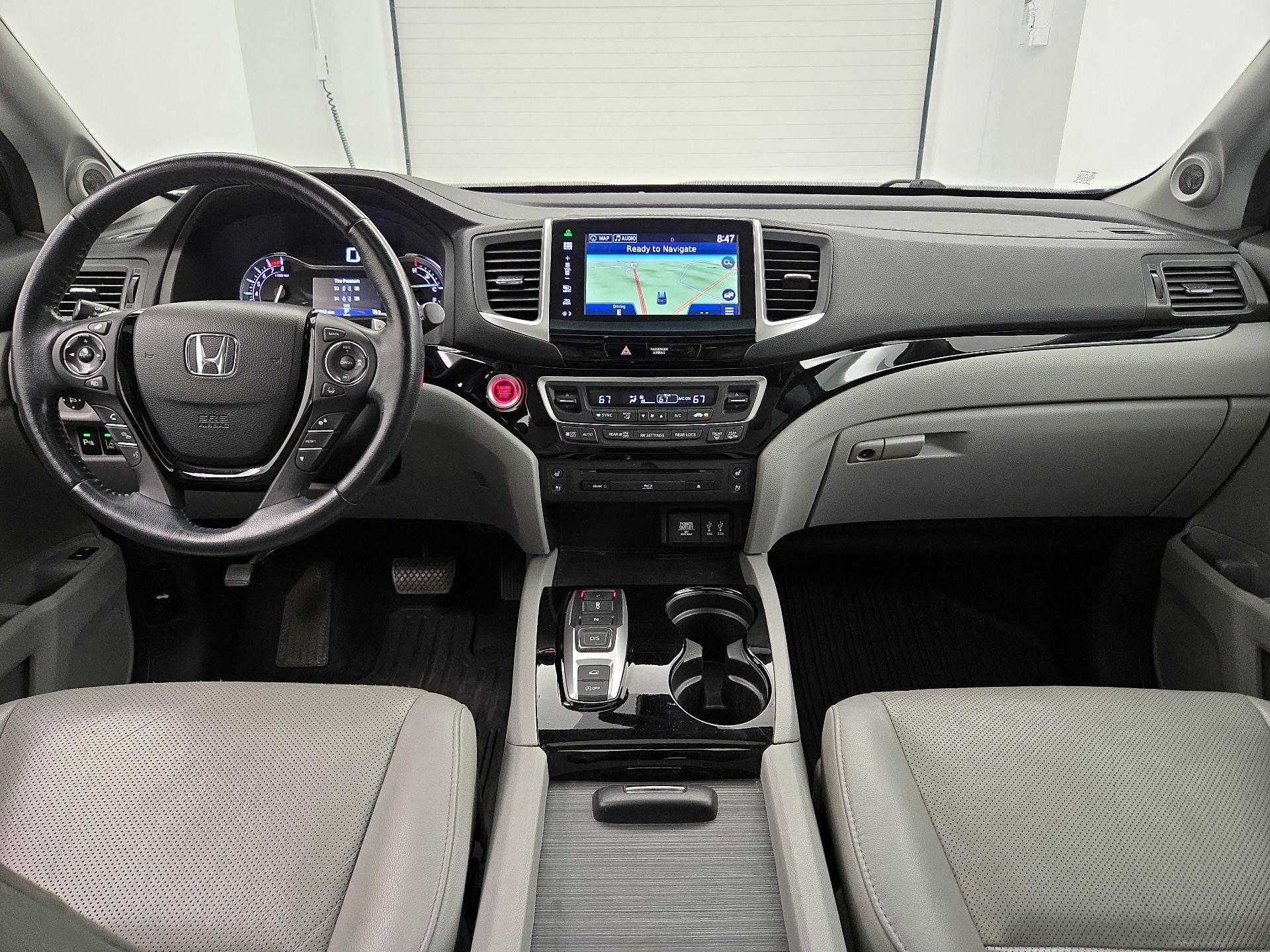 Thumbnail: 2016 Honda Pilot - 9