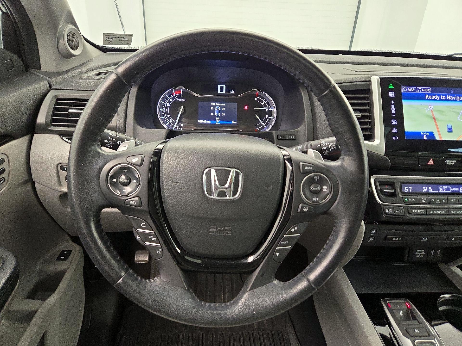 Thumbnail: 2016 Honda Pilot - 10