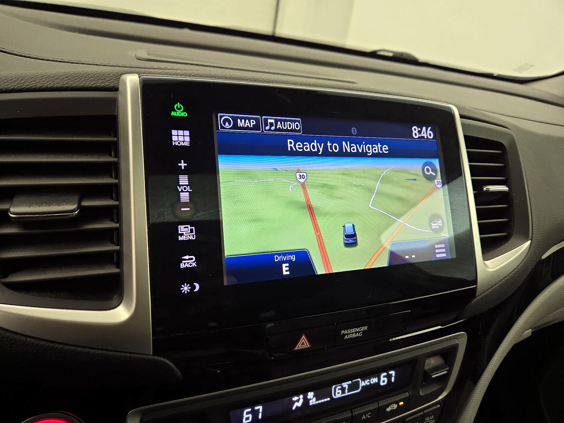 Thumbnail: 2016 Honda Pilot - 14