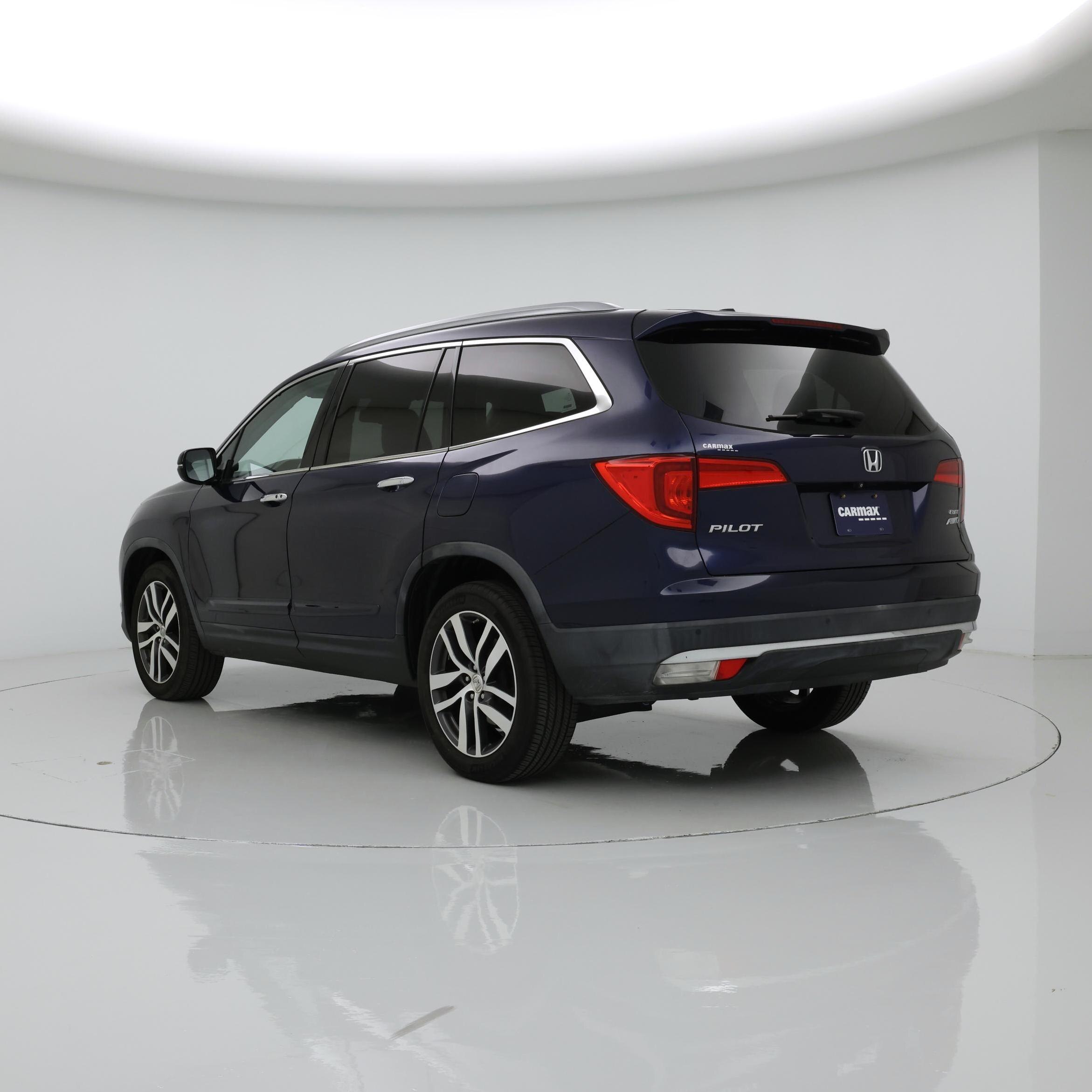 Thumbnail: 2016 Honda Pilot - 2