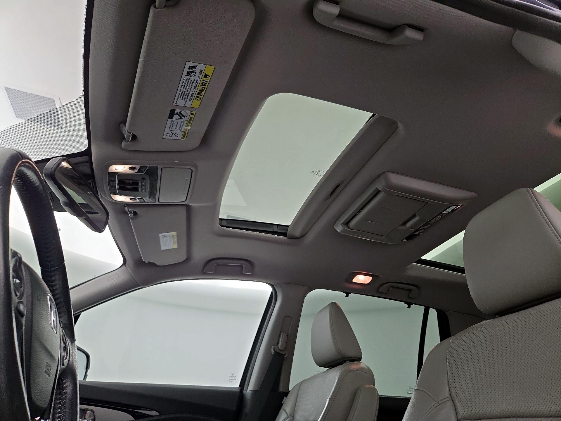 Thumbnail: 2016 Honda Pilot - 20