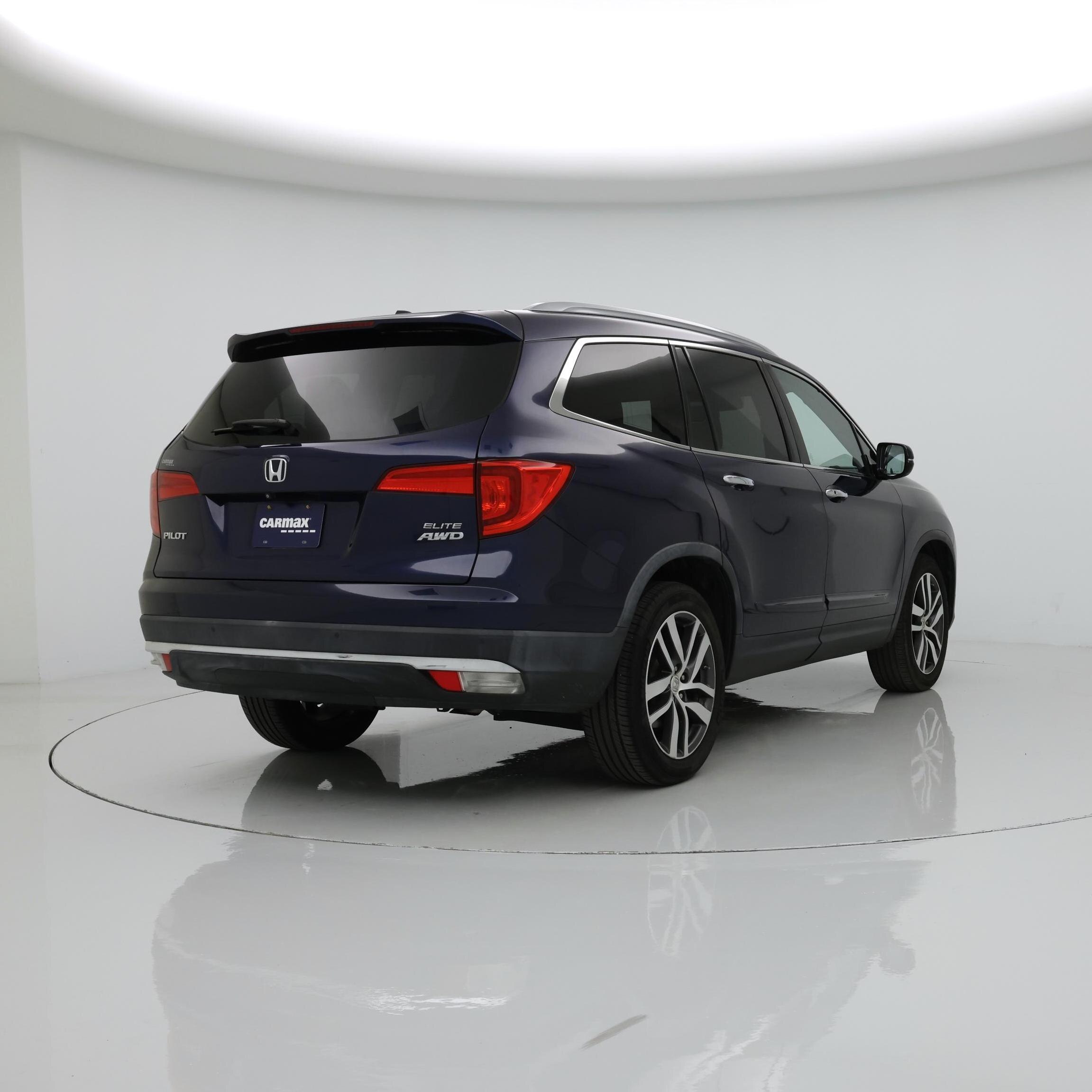 Thumbnail: 2016 Honda Pilot - 8