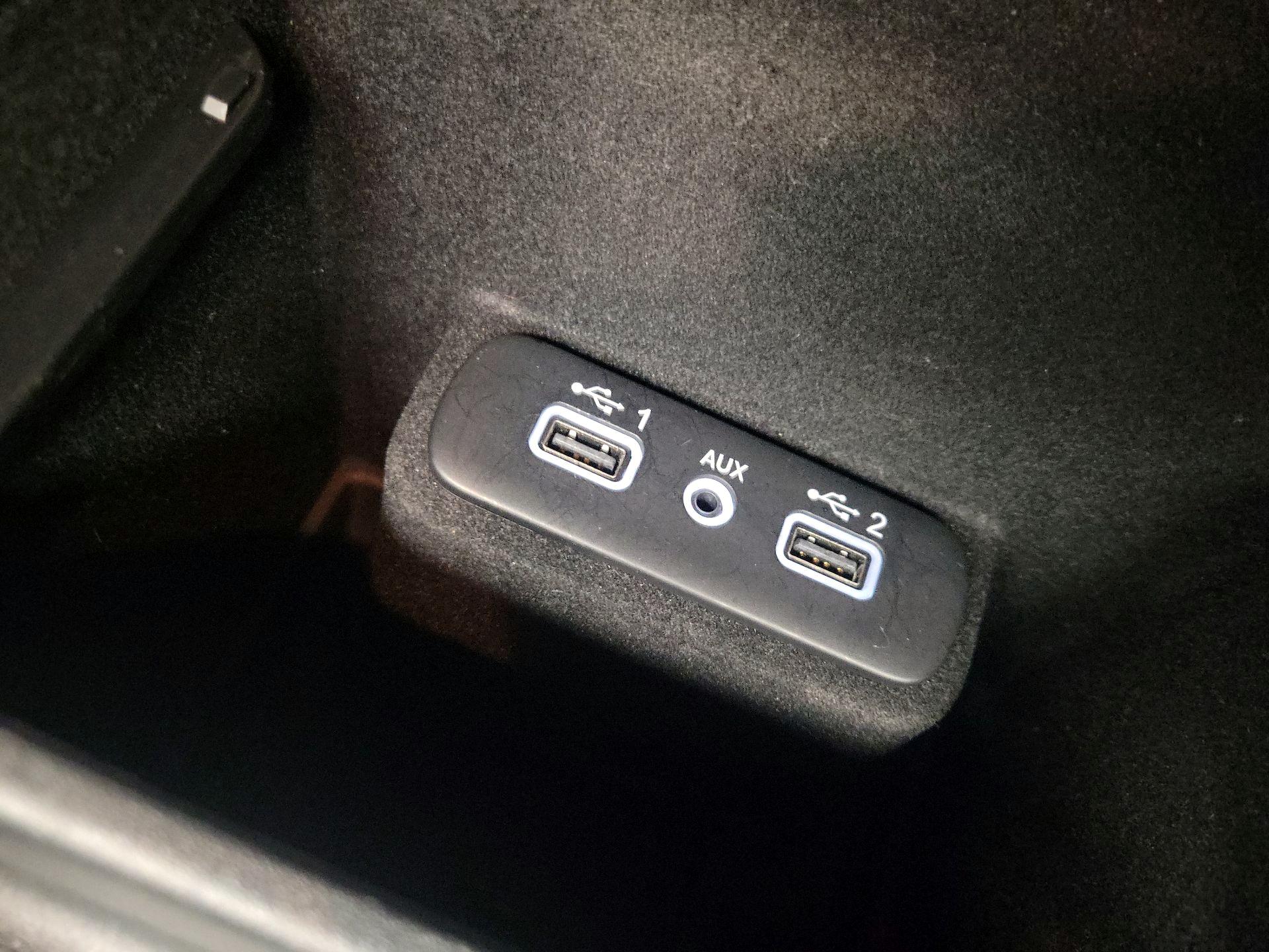 Thumbnail: 2021 Dodge Charger - 19