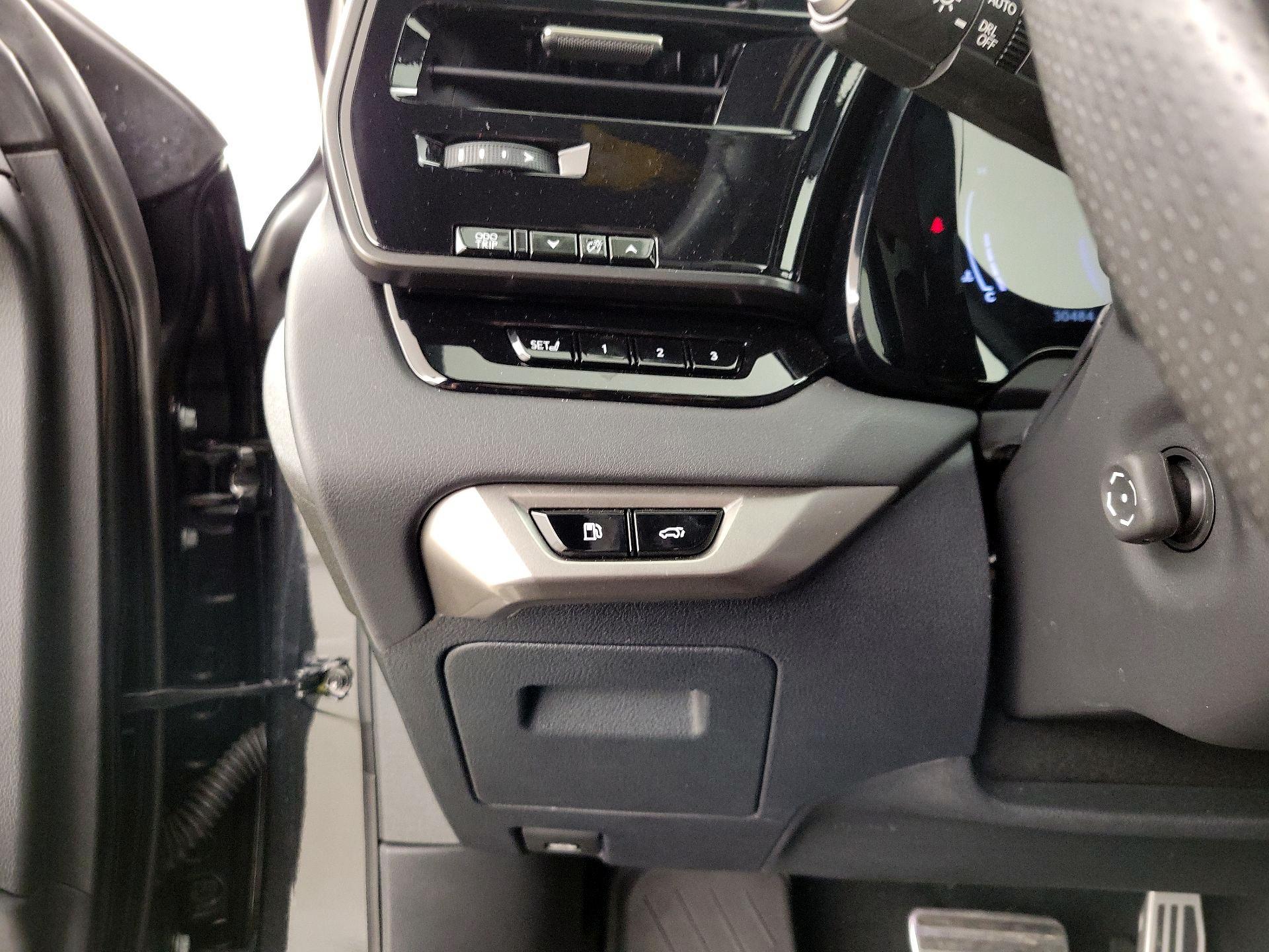 Thumbnail: 2023 Lexus RX - 13