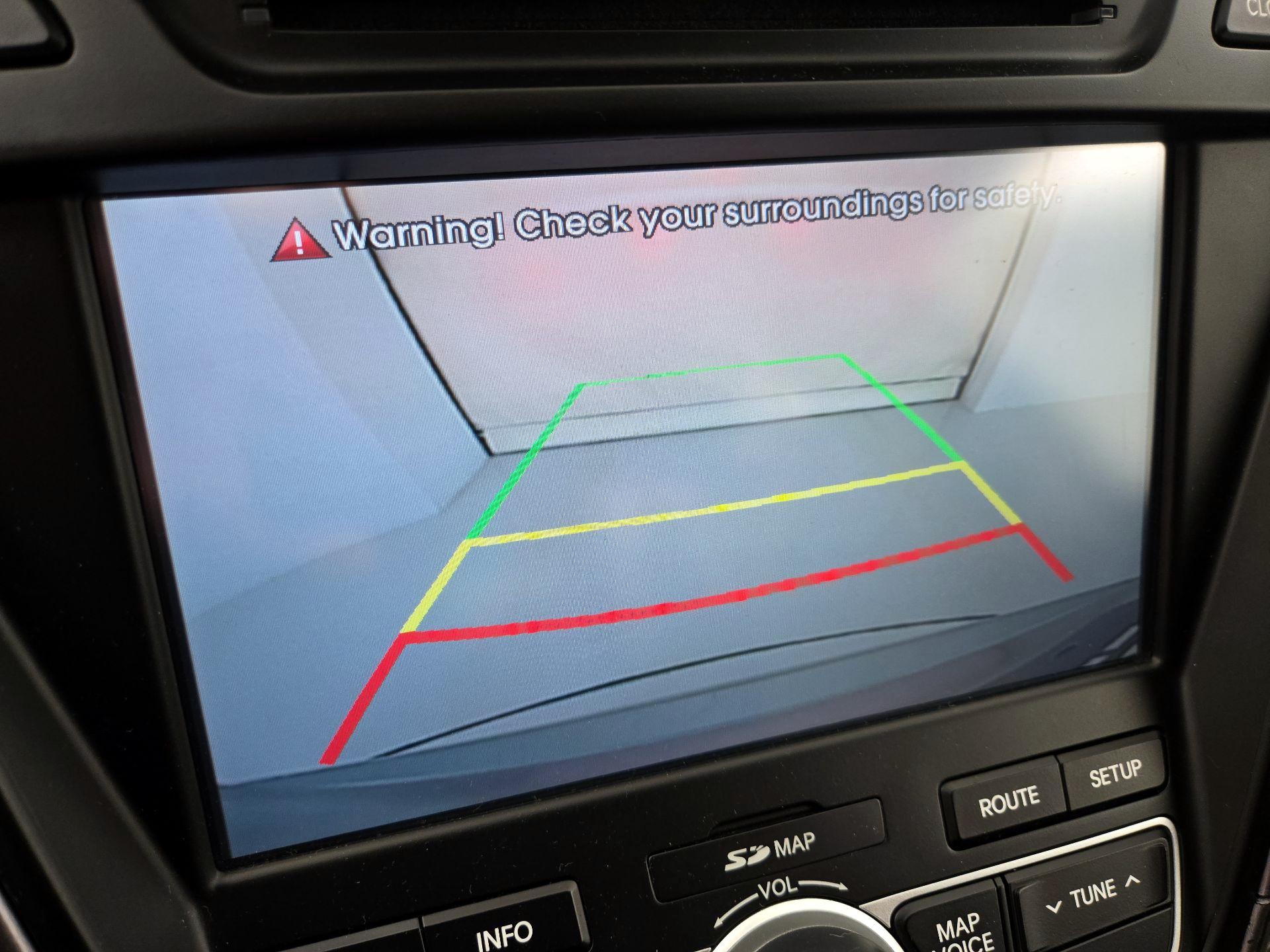 Thumbnail: 2016 Hyundai Santa Fe - 15