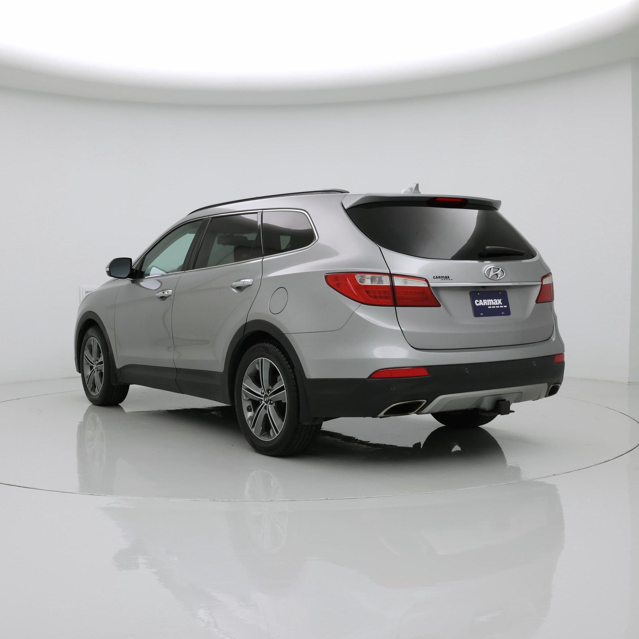 Thumbnail: 2016 Hyundai Santa Fe - 2