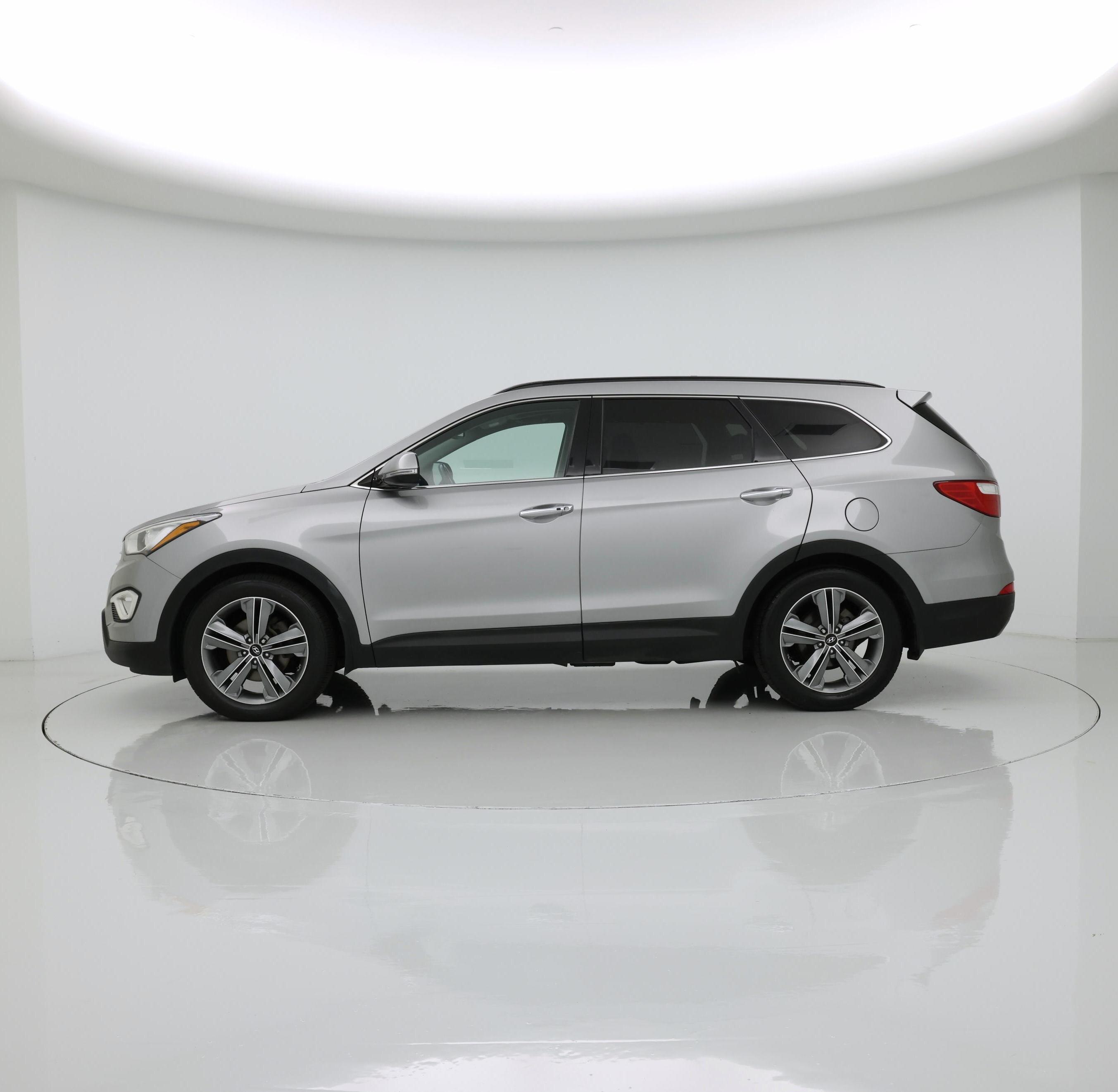 Thumbnail: 2016 Hyundai Santa Fe - 3