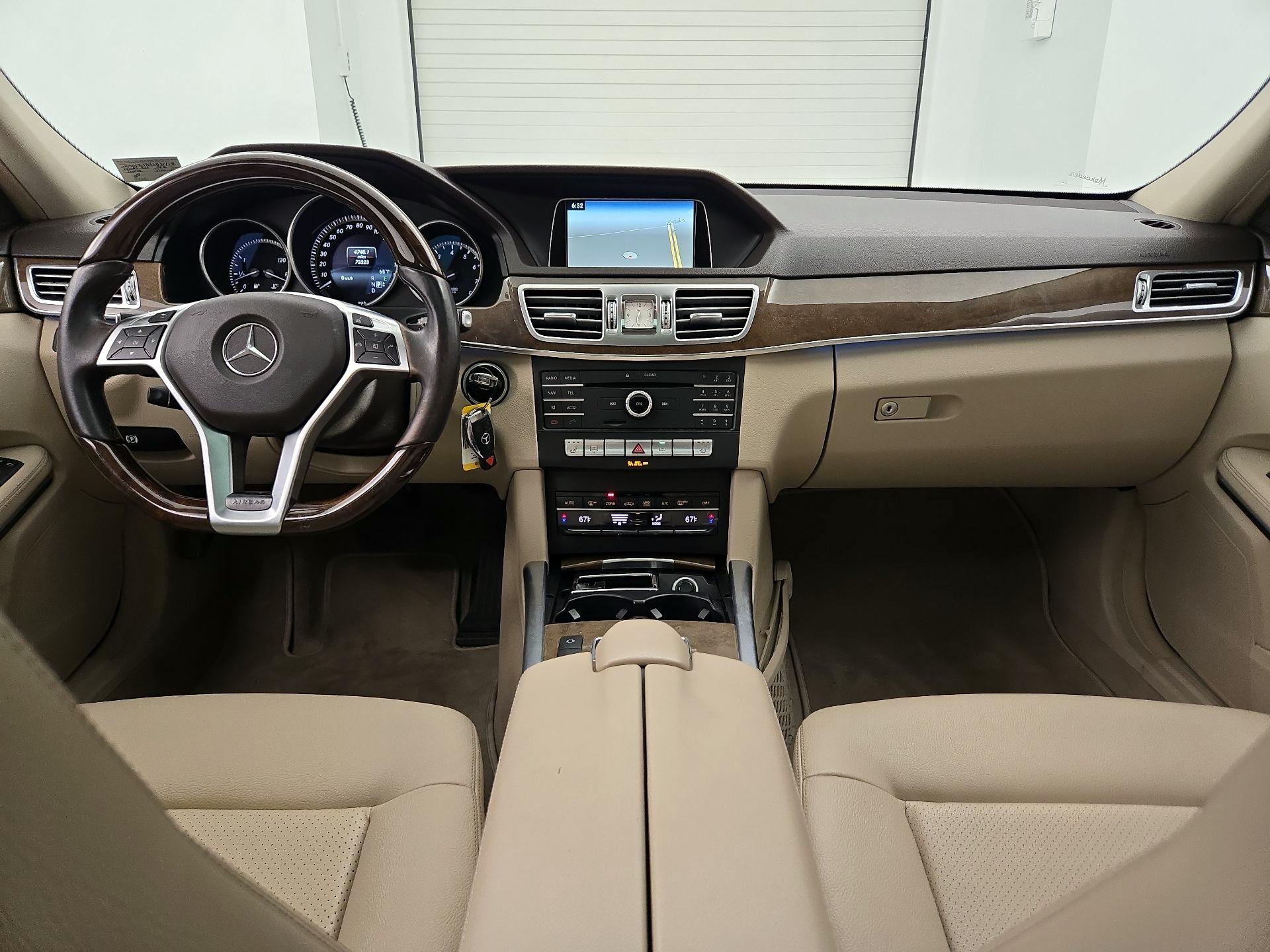 Thumbnail: 2016 Mercedes-Benz E-Class - 9