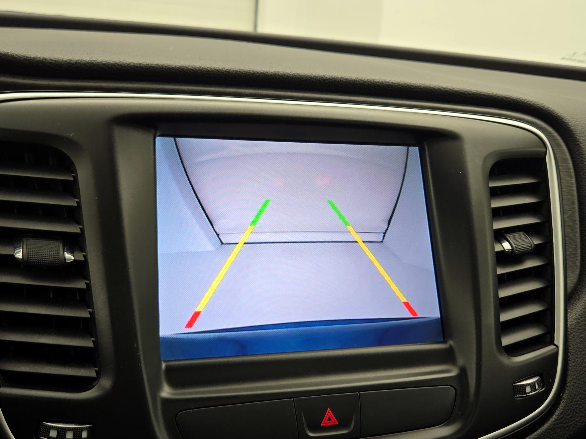 Thumbnail: 2016 Chrysler 200 - 14