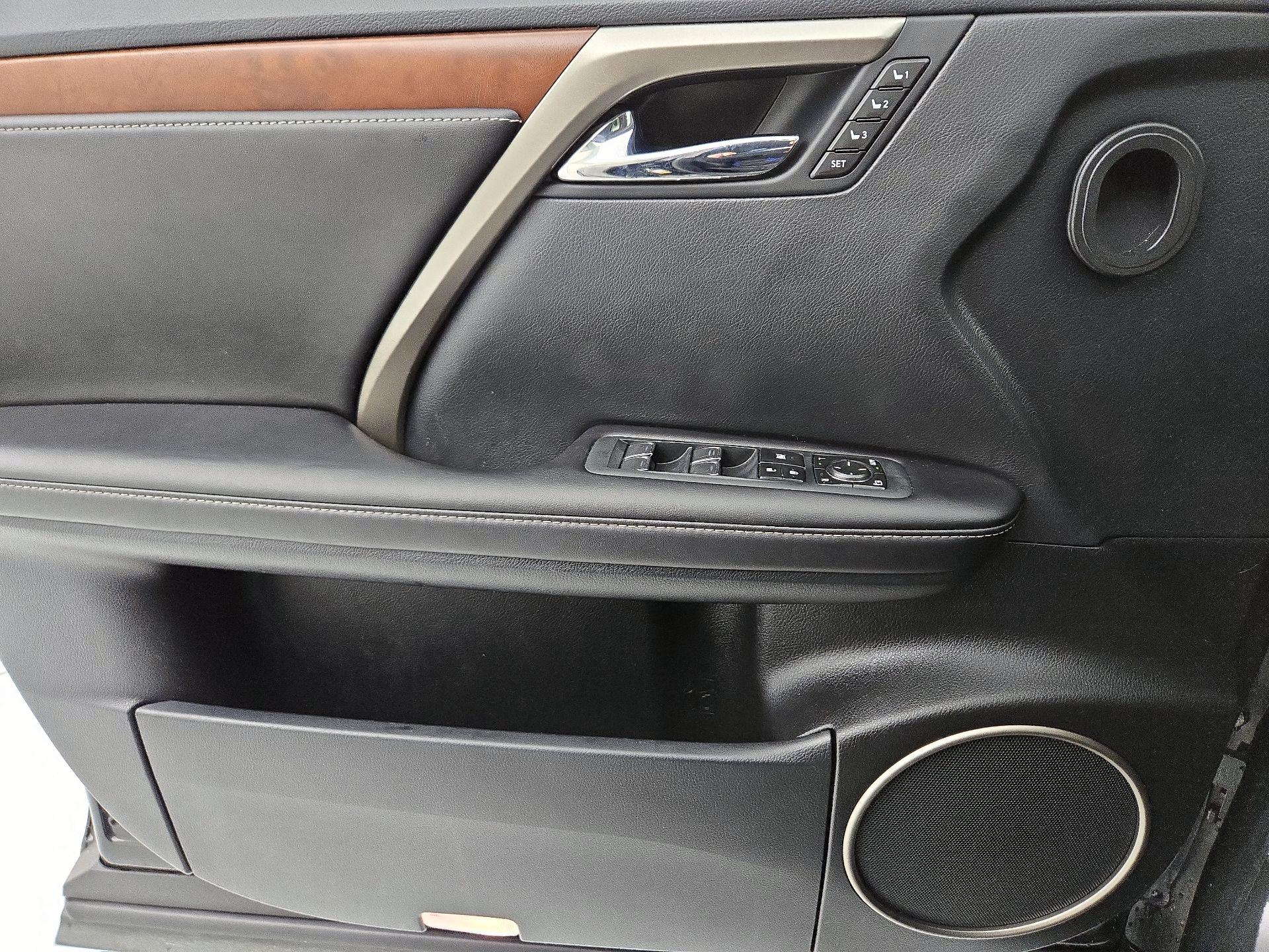 Thumbnail: 2020 Lexus RX - 12