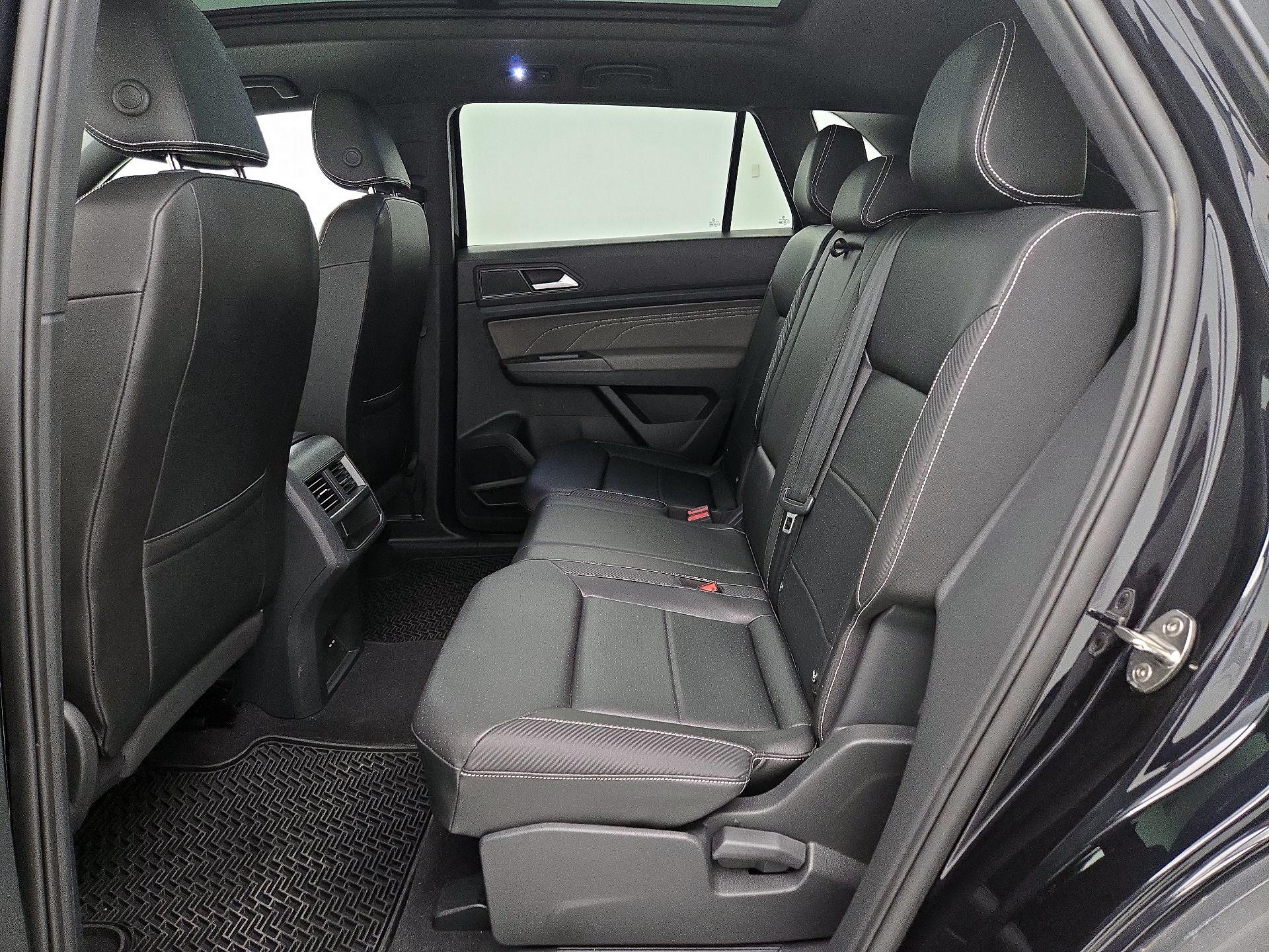 Thumbnail: 2022 Volkswagen Atlas - 20