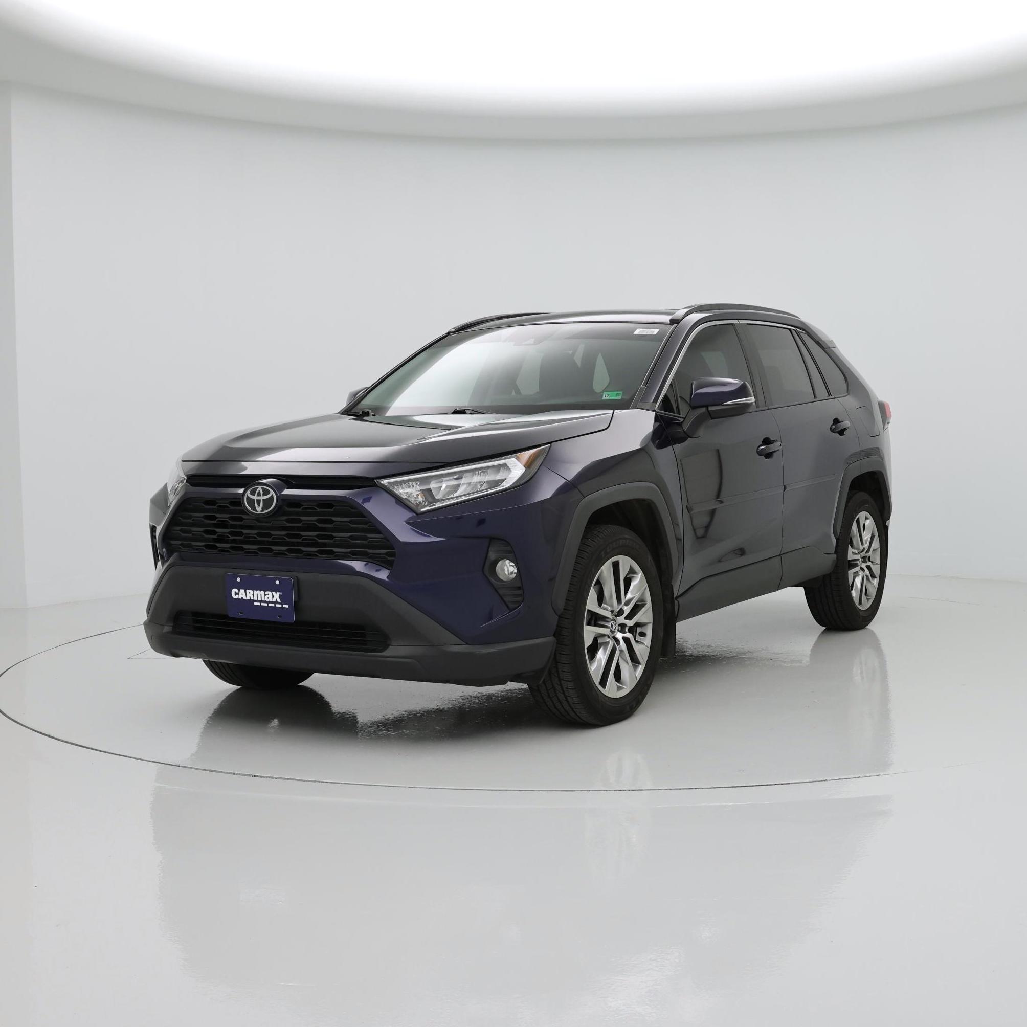 Thumbnail: 2020 Toyota RAV4 - 4