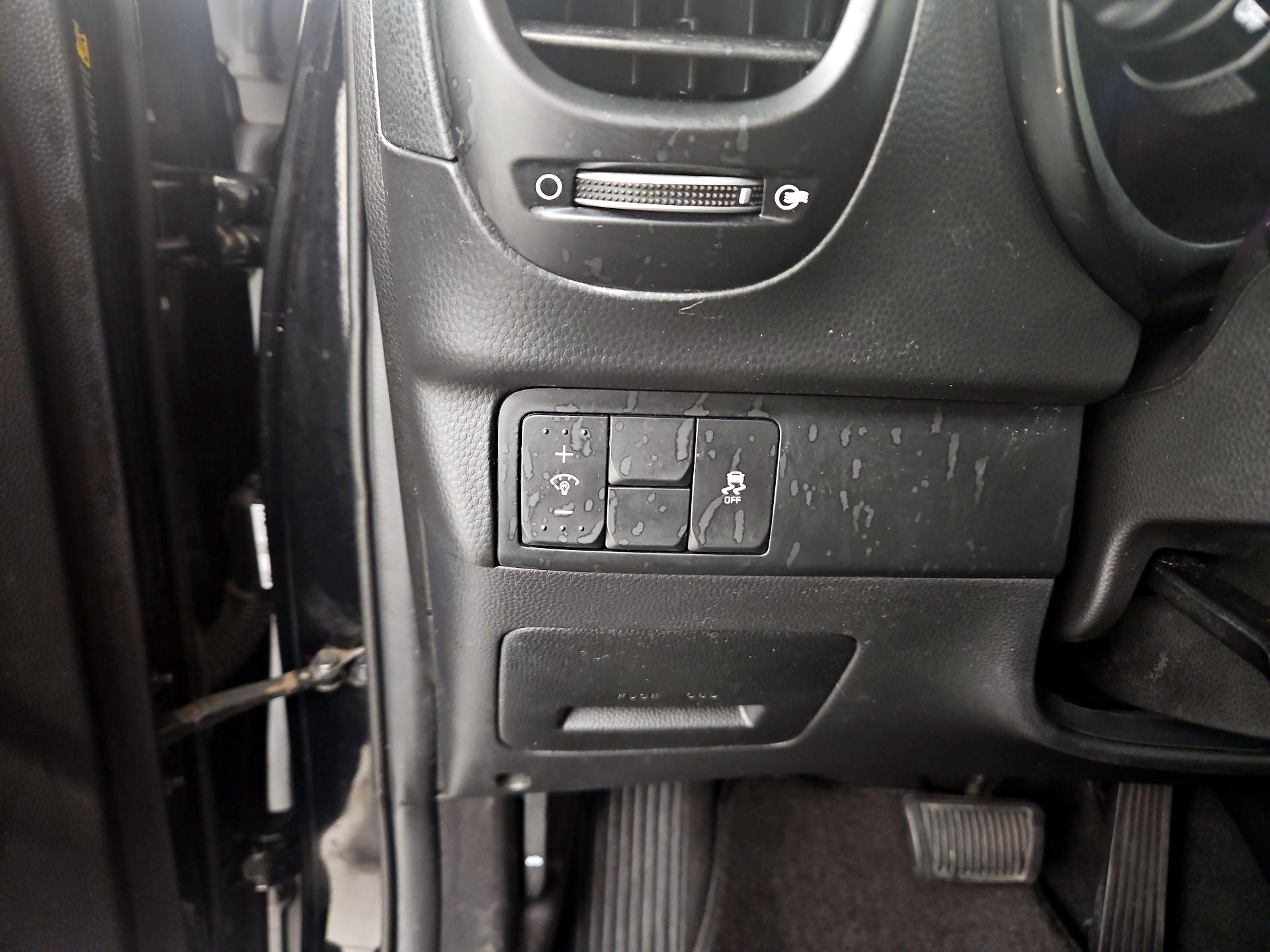 Thumbnail: 2019 Kia Soul - 13