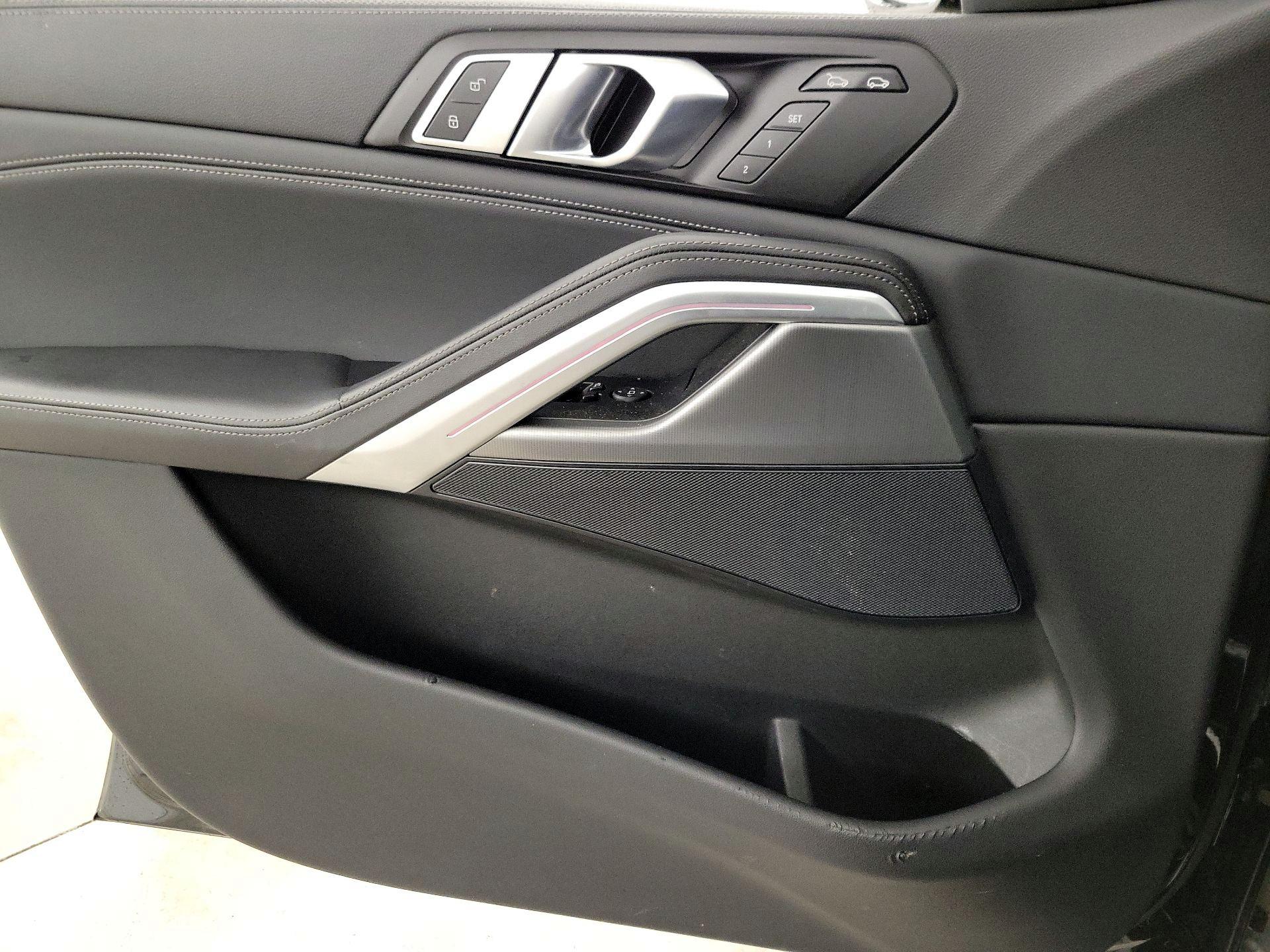 Thumbnail: 2023 BMW X6 - 12