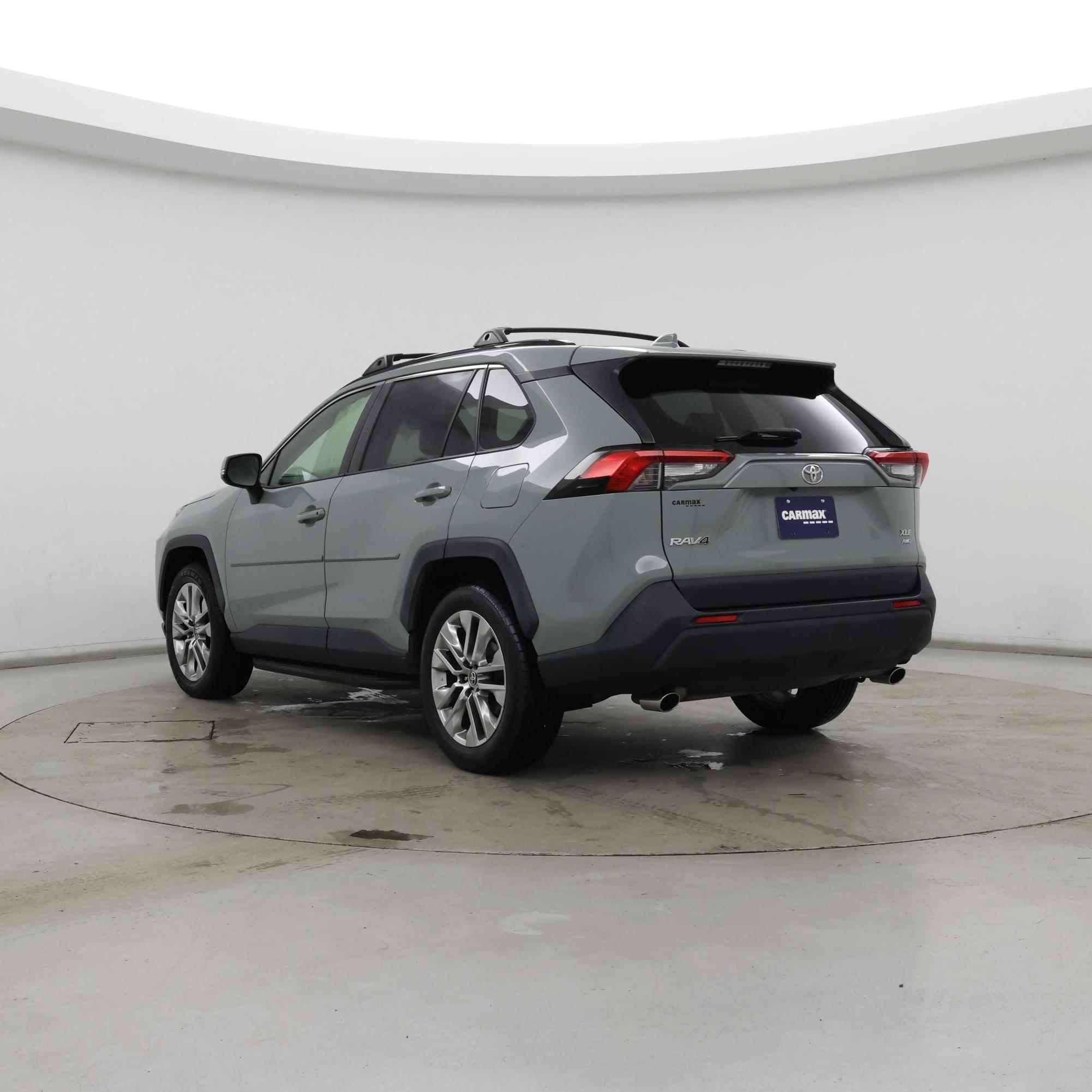 Thumbnail: 2020 Toyota RAV4 - 2