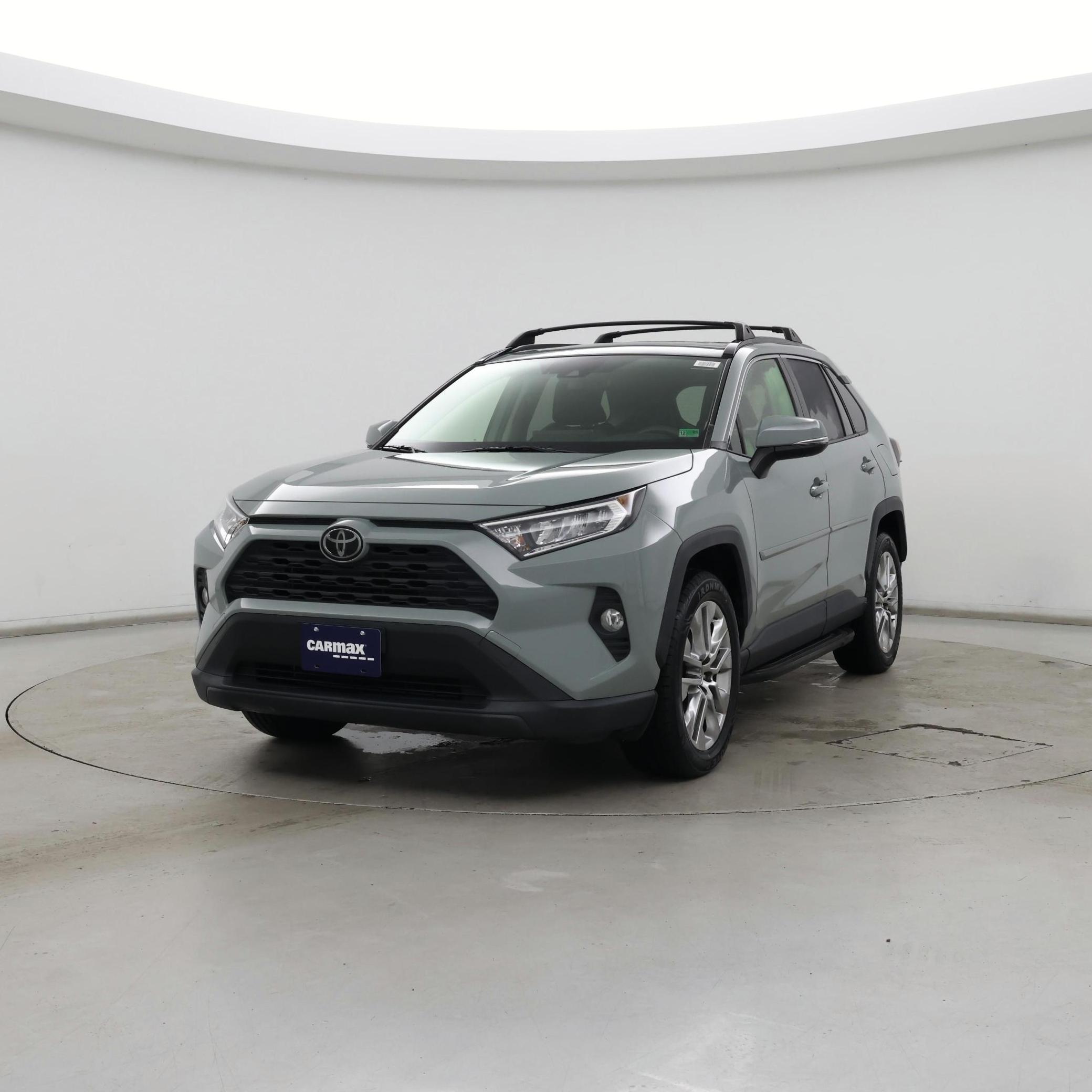 Thumbnail: 2020 Toyota RAV4 - 4