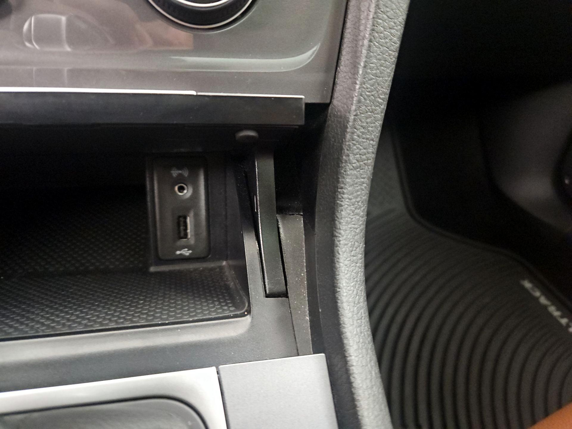 Thumbnail: 2017 Volkswagen Golf - 19