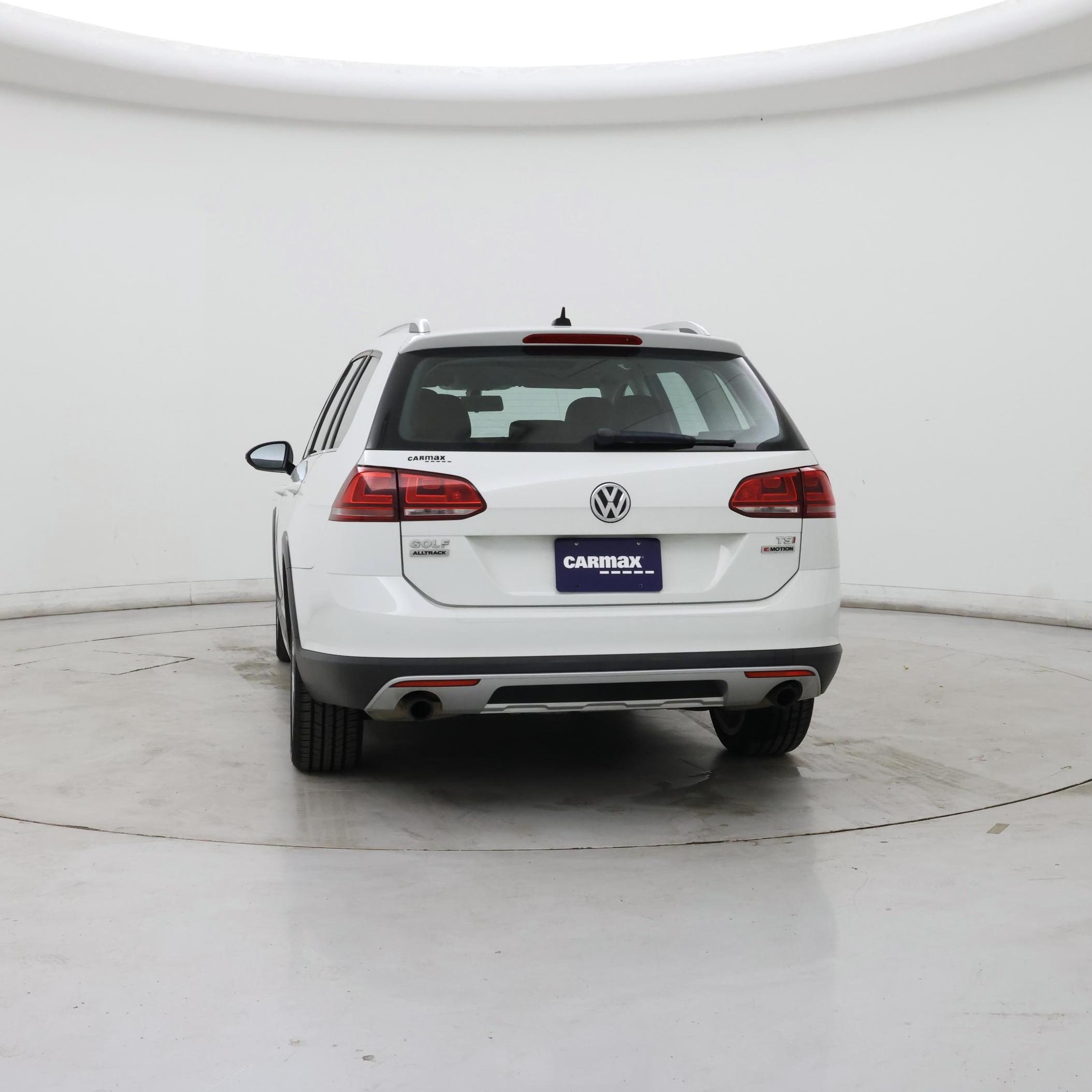 Thumbnail: 2017 Volkswagen Golf - 6