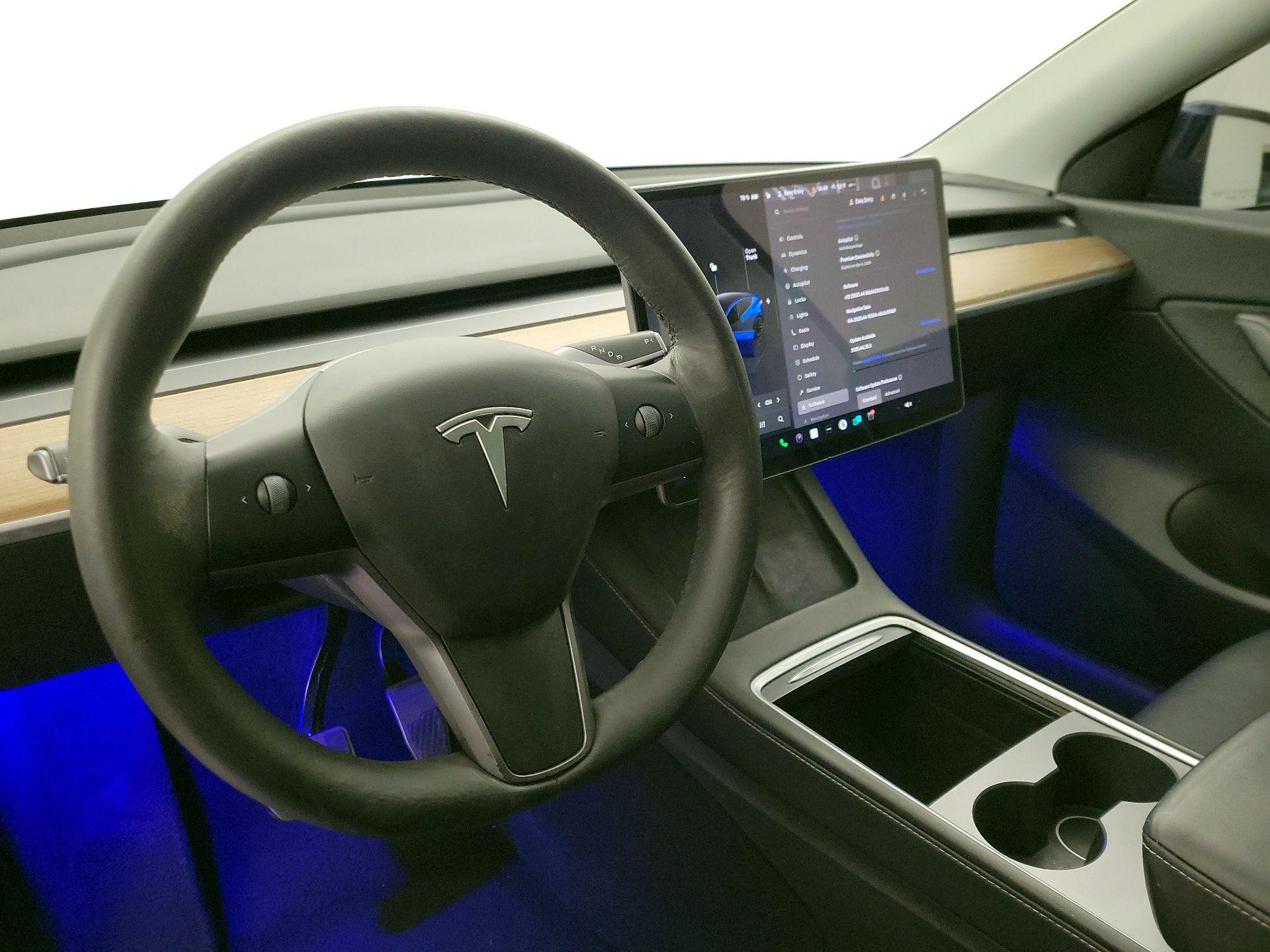 Thumbnail: 2022 Tesla Model Y - 9