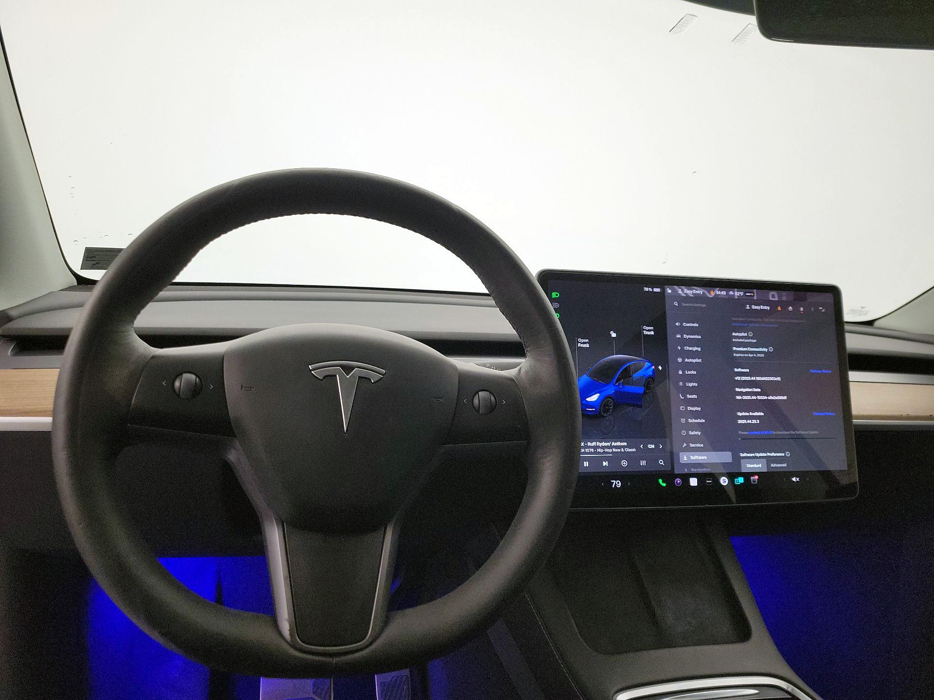 Thumbnail: 2022 Tesla Model Y - 10