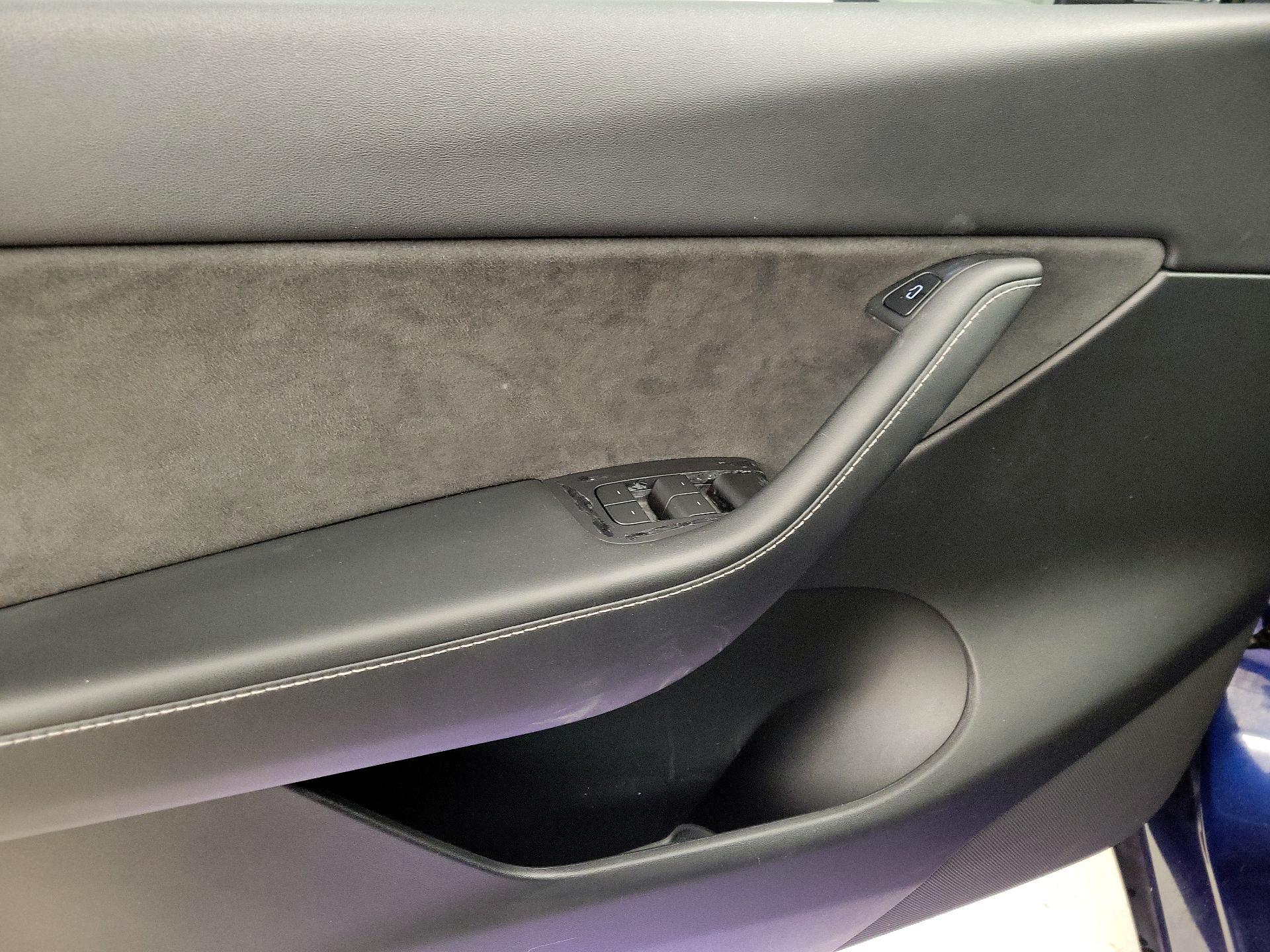 Thumbnail: 2022 Tesla Model Y - 12