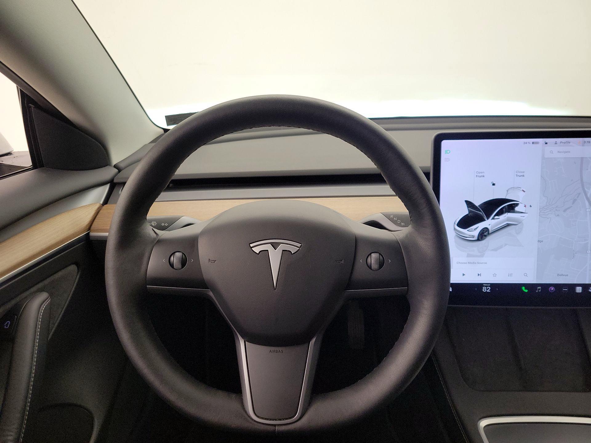 Thumbnail: 2022 Tesla Model 3 - 10