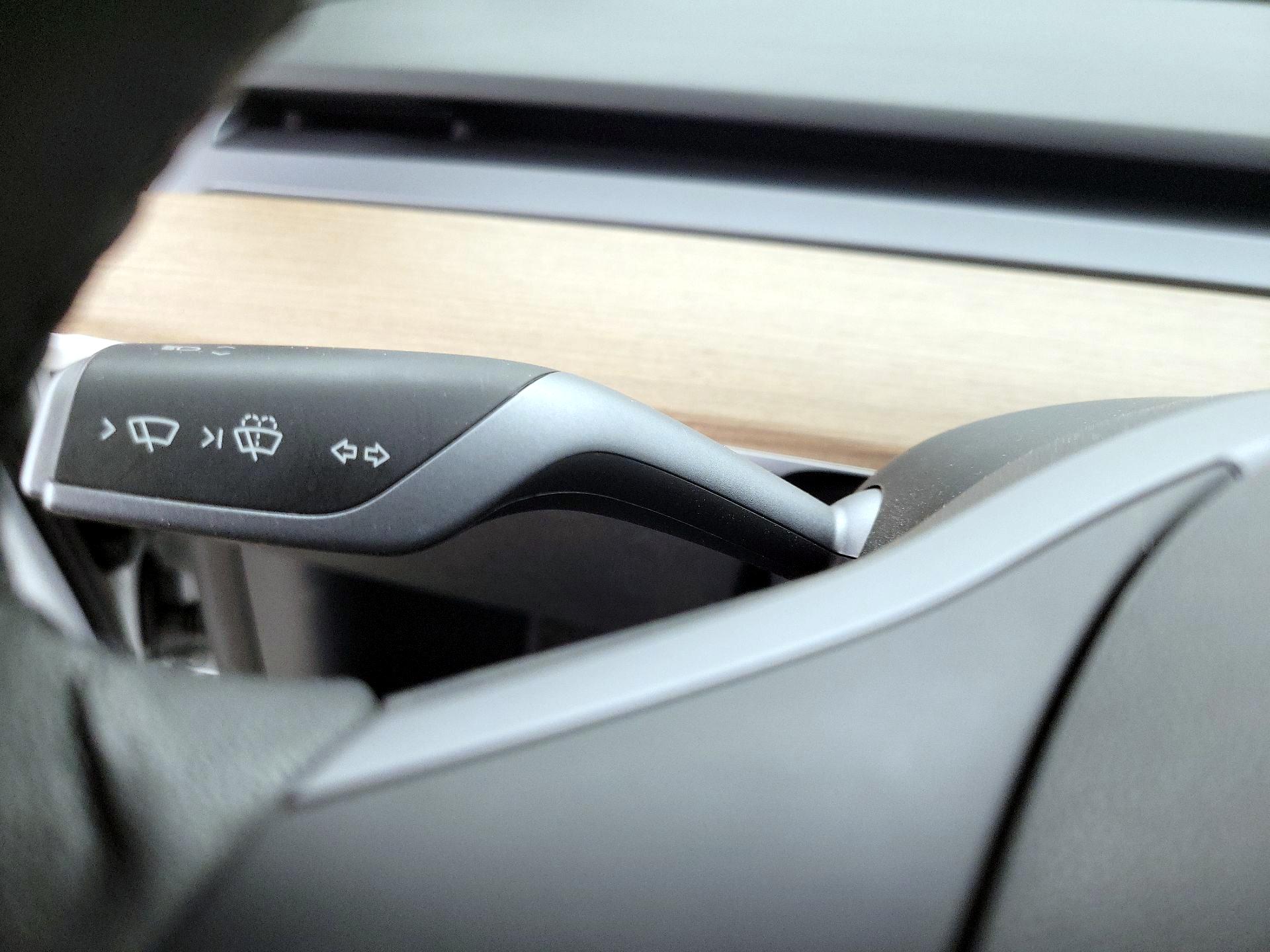 Thumbnail: 2022 Tesla Model 3 - 13