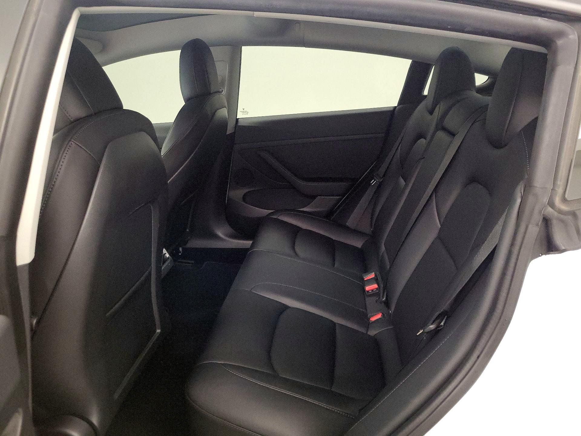 Thumbnail: 2022 Tesla Model 3 - 20