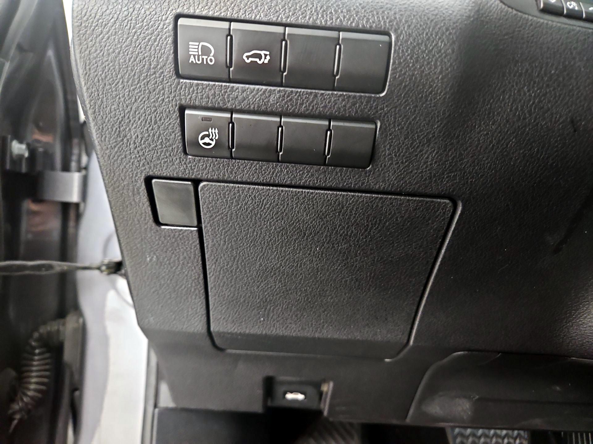 Thumbnail: 2019 Lexus RX - 13