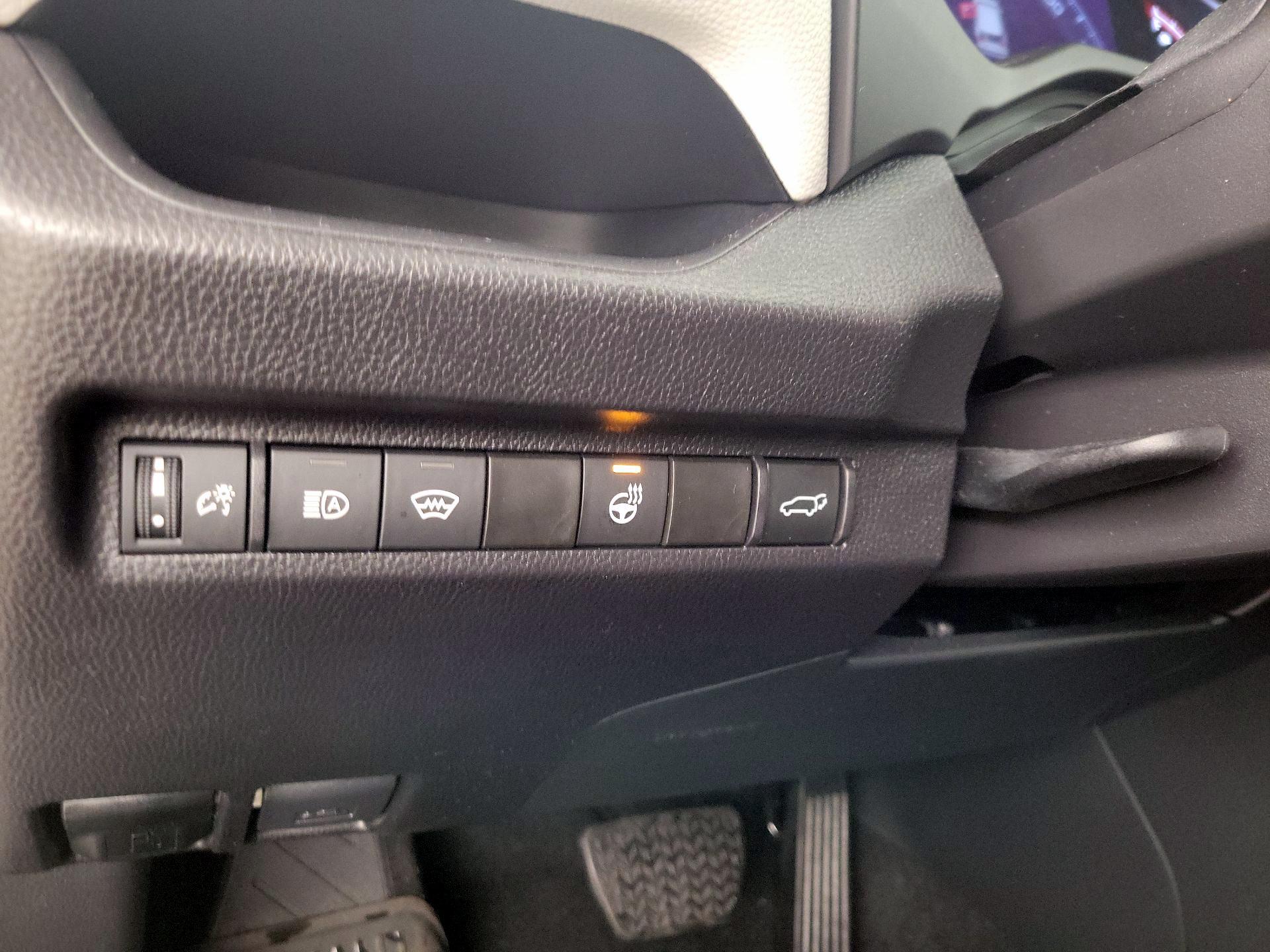 Thumbnail: 2024 Toyota RAV4 - 13