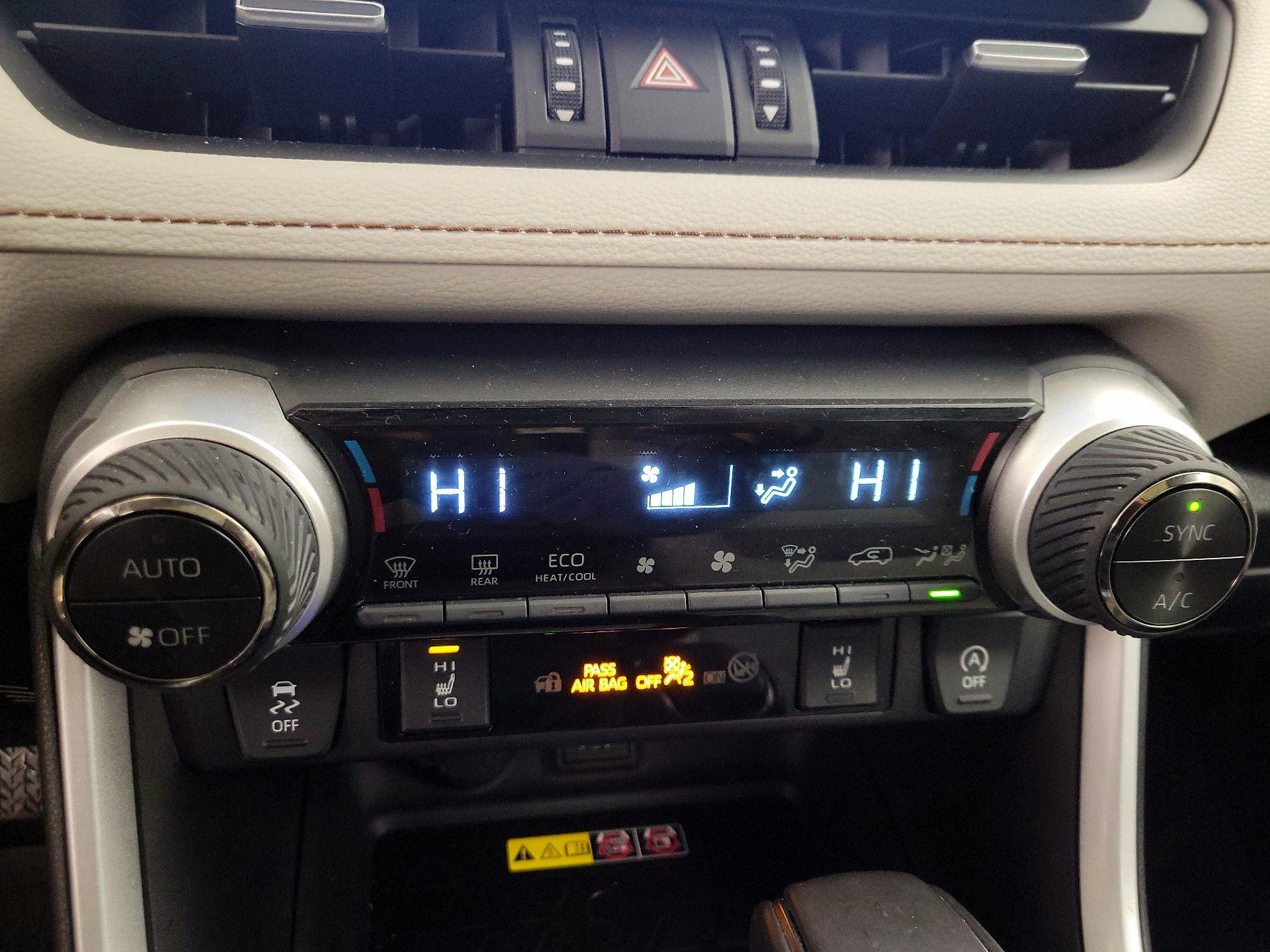 Thumbnail: 2024 Toyota RAV4 - 17