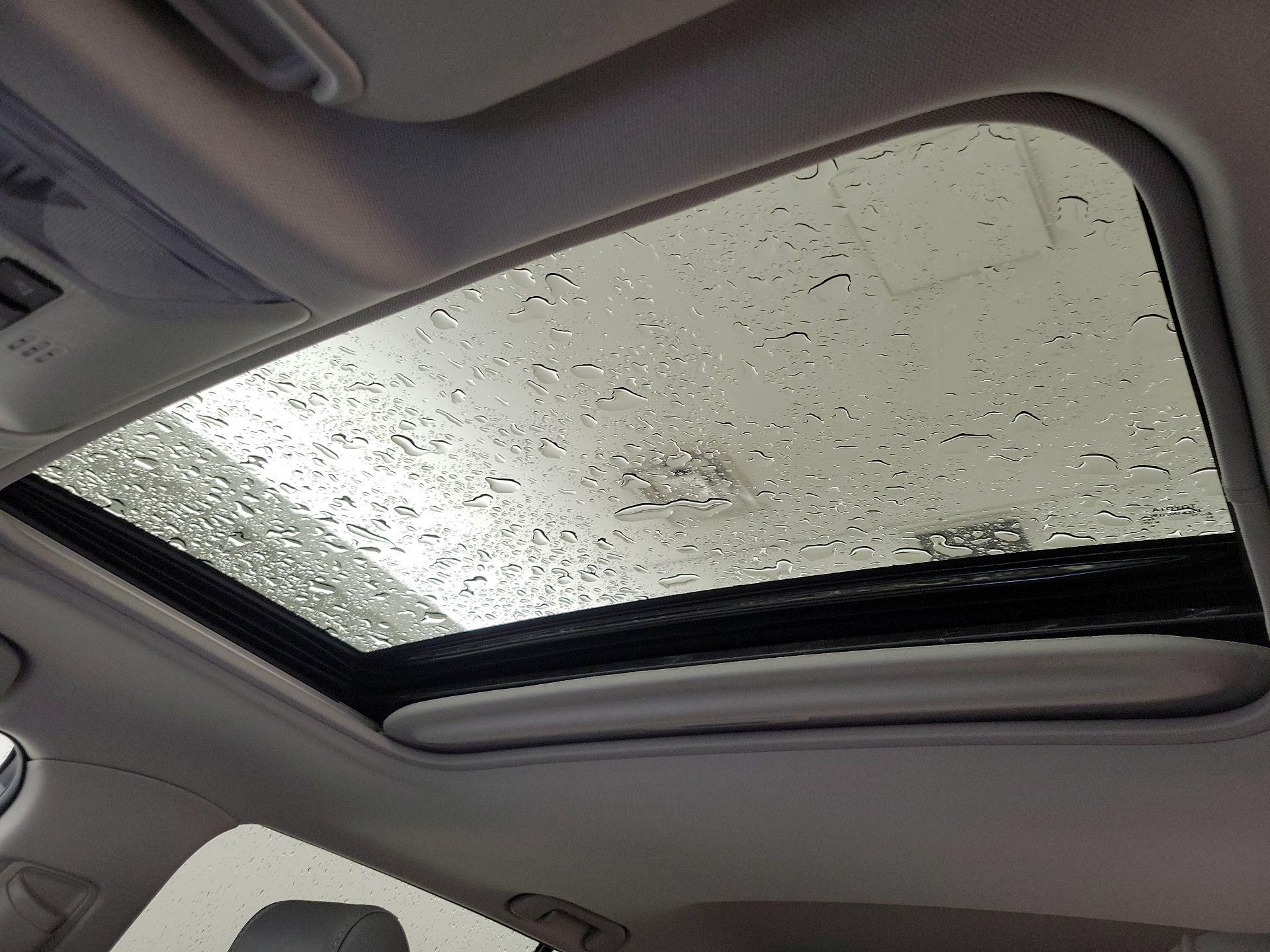 Thumbnail: 2024 Toyota RAV4 - 20