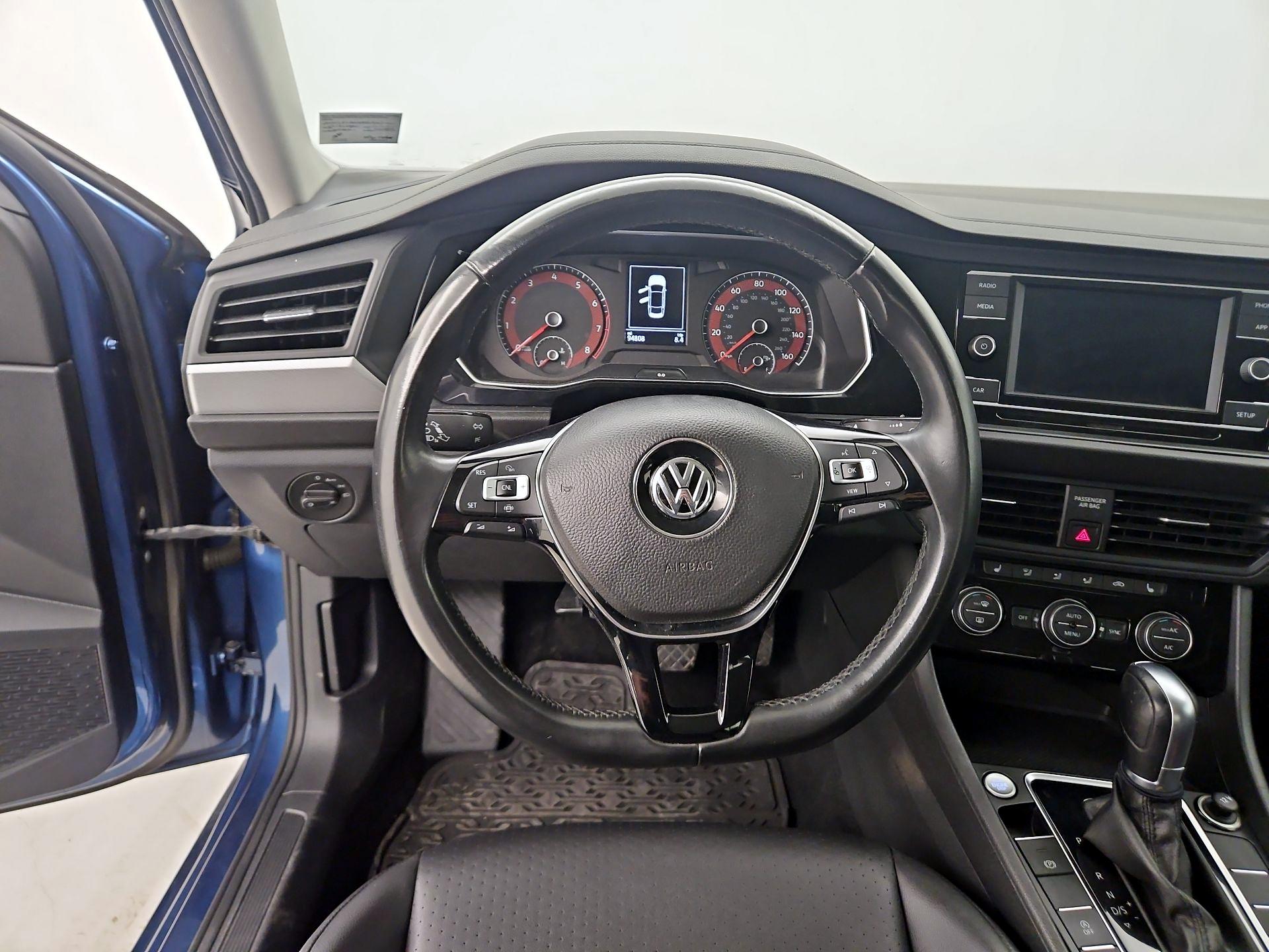 Thumbnail: 2019 Volkswagen Jetta - 10