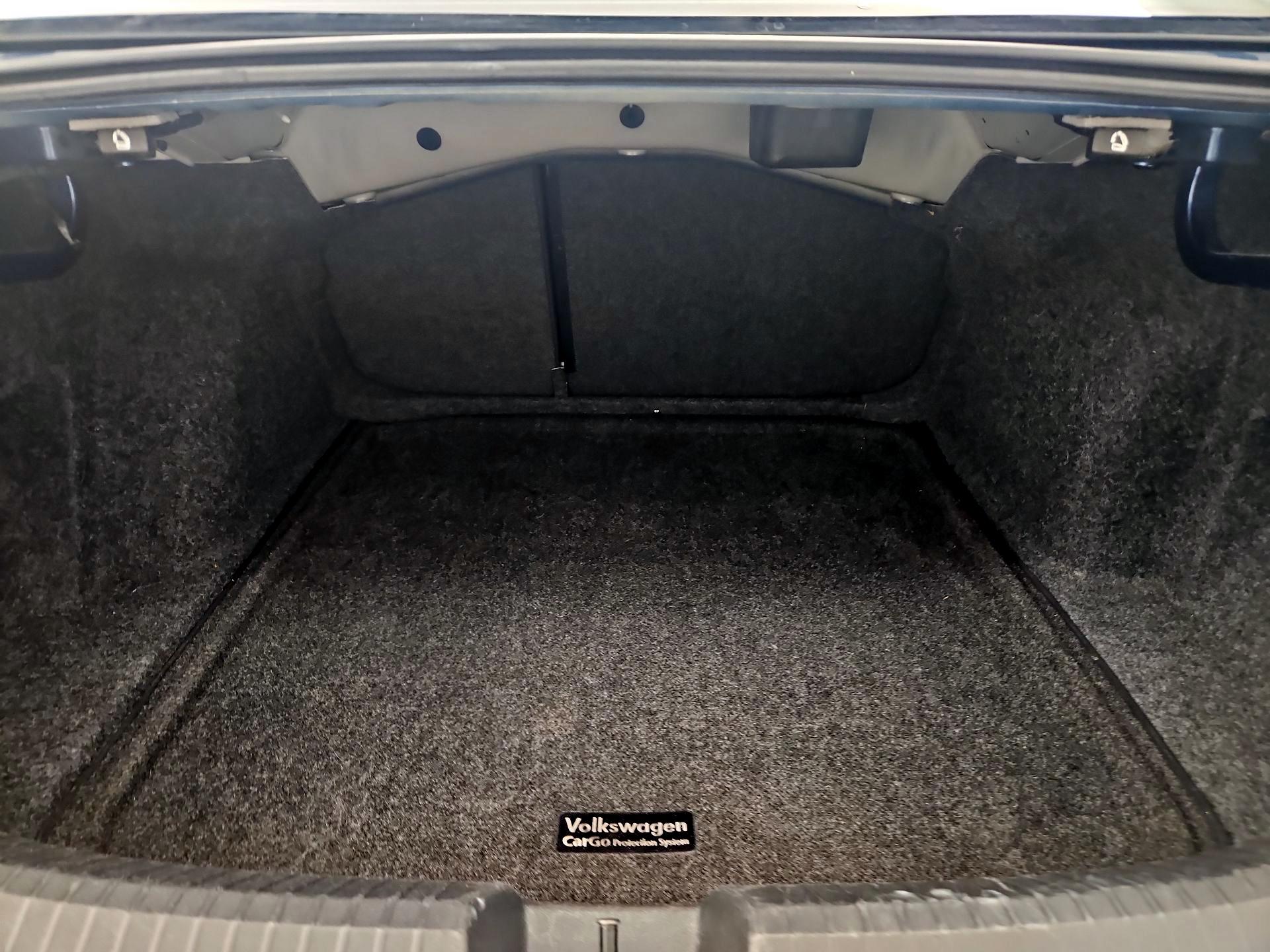 Thumbnail: 2019 Volkswagen Jetta - 20