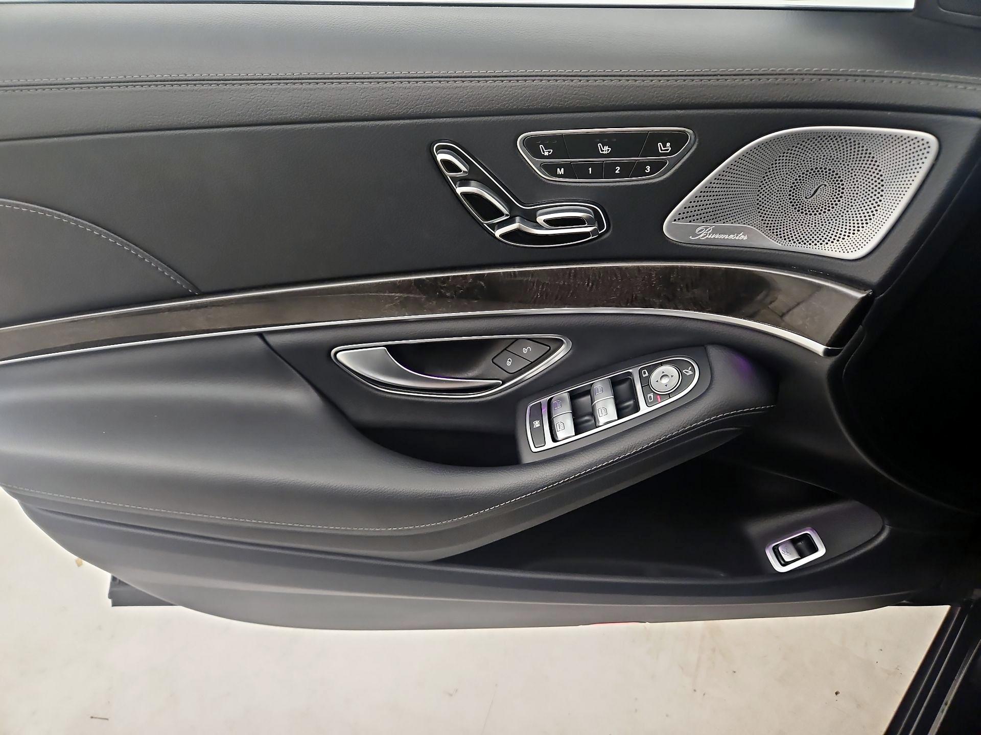 Thumbnail: 2019 Mercedes-Benz S-Class - 12