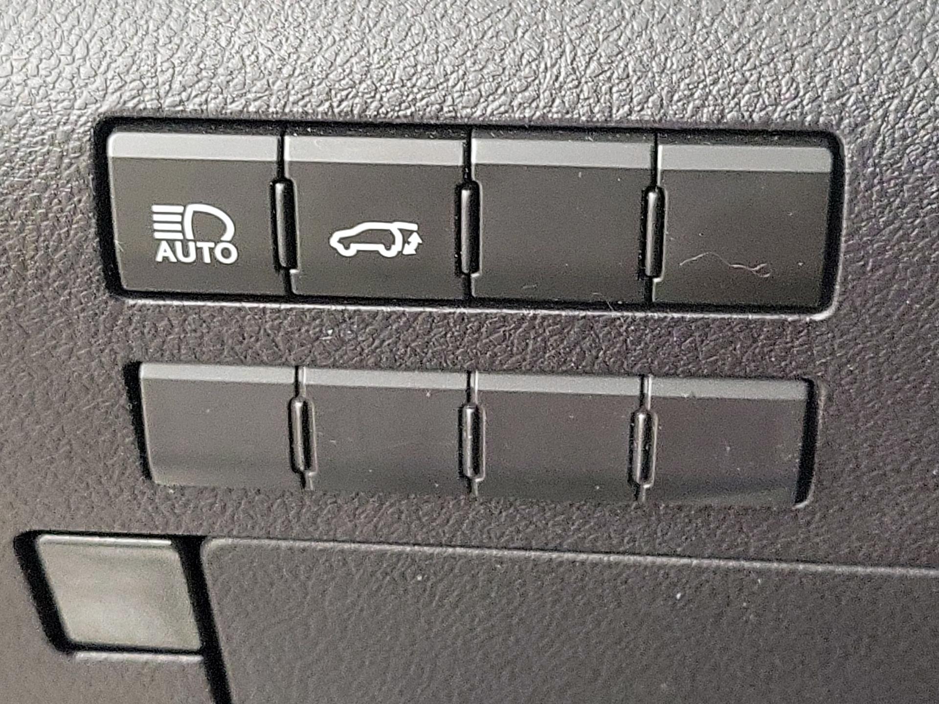 Thumbnail: 2020 Lexus RX - 13