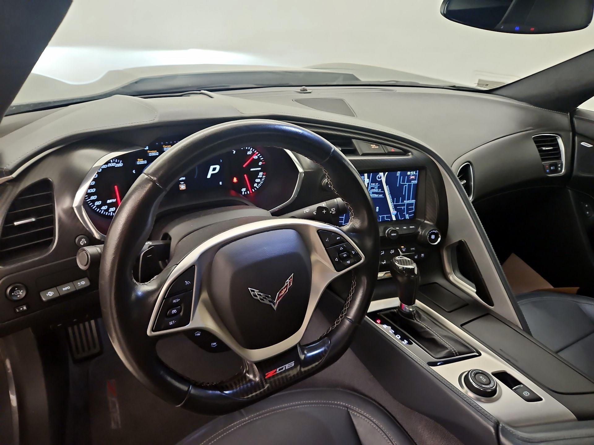 Thumbnail: 2015 Chevrolet Corvette - 9