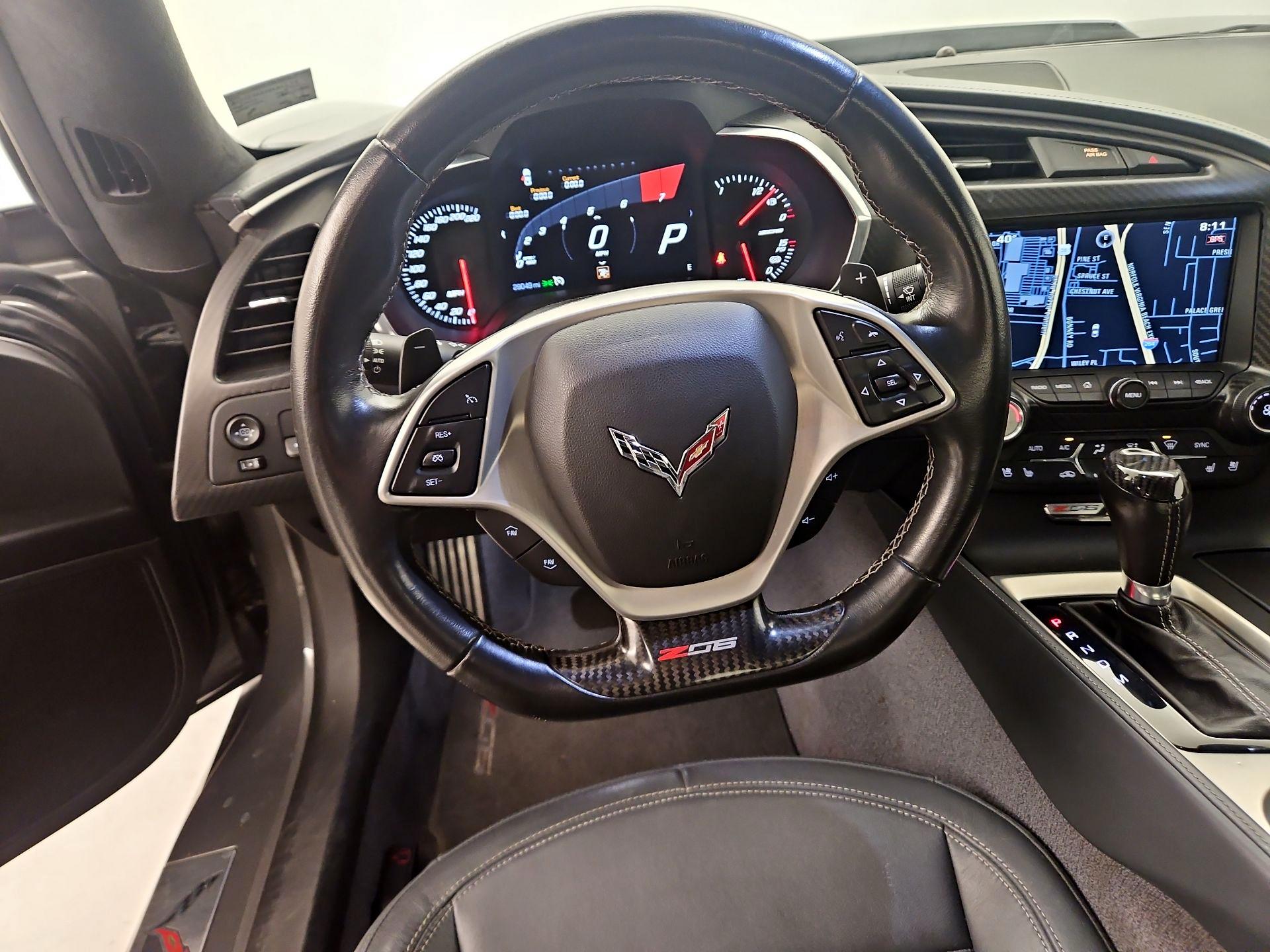 Thumbnail: 2015 Chevrolet Corvette - 10