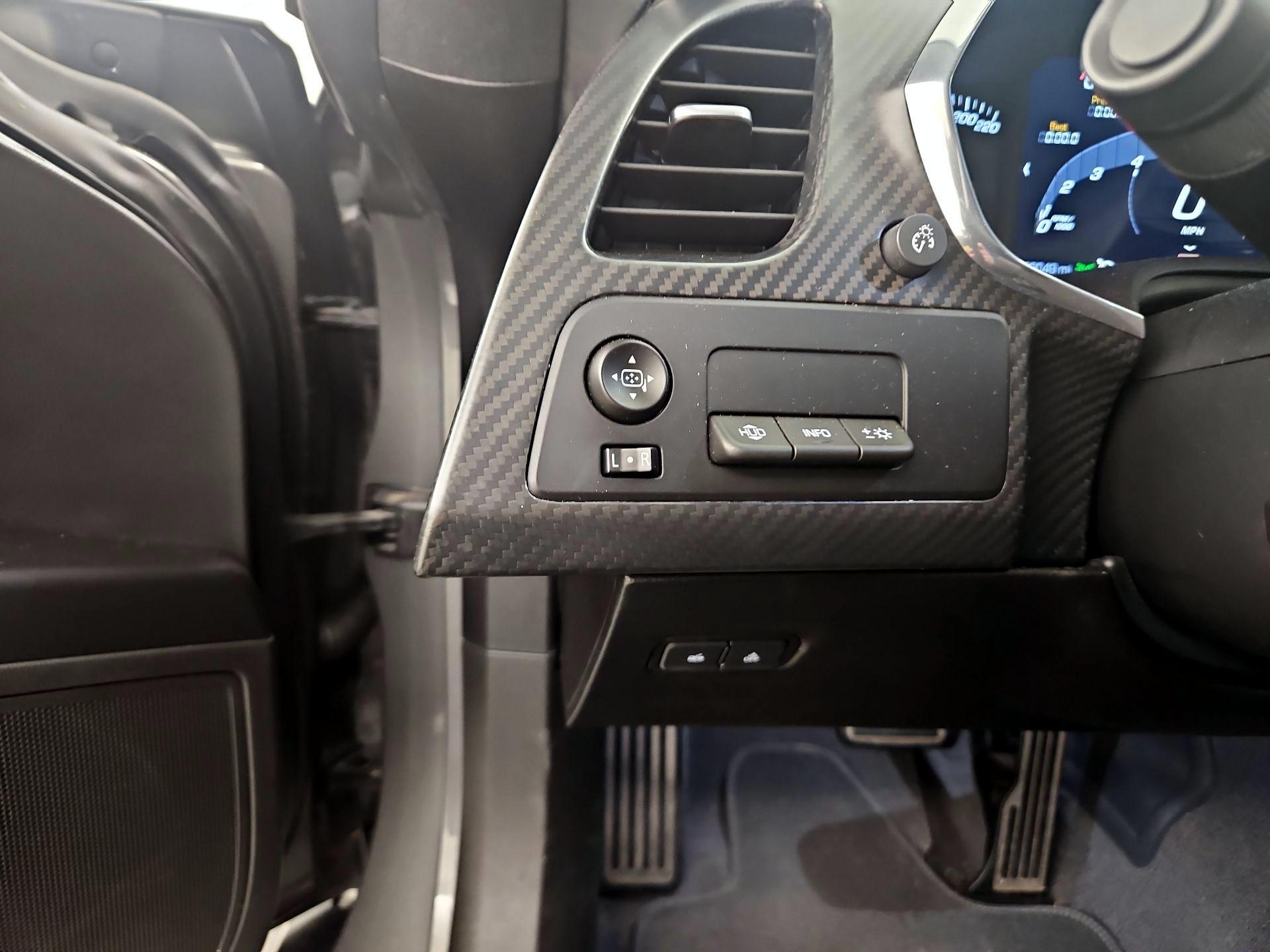 Thumbnail: 2015 Chevrolet Corvette - 13